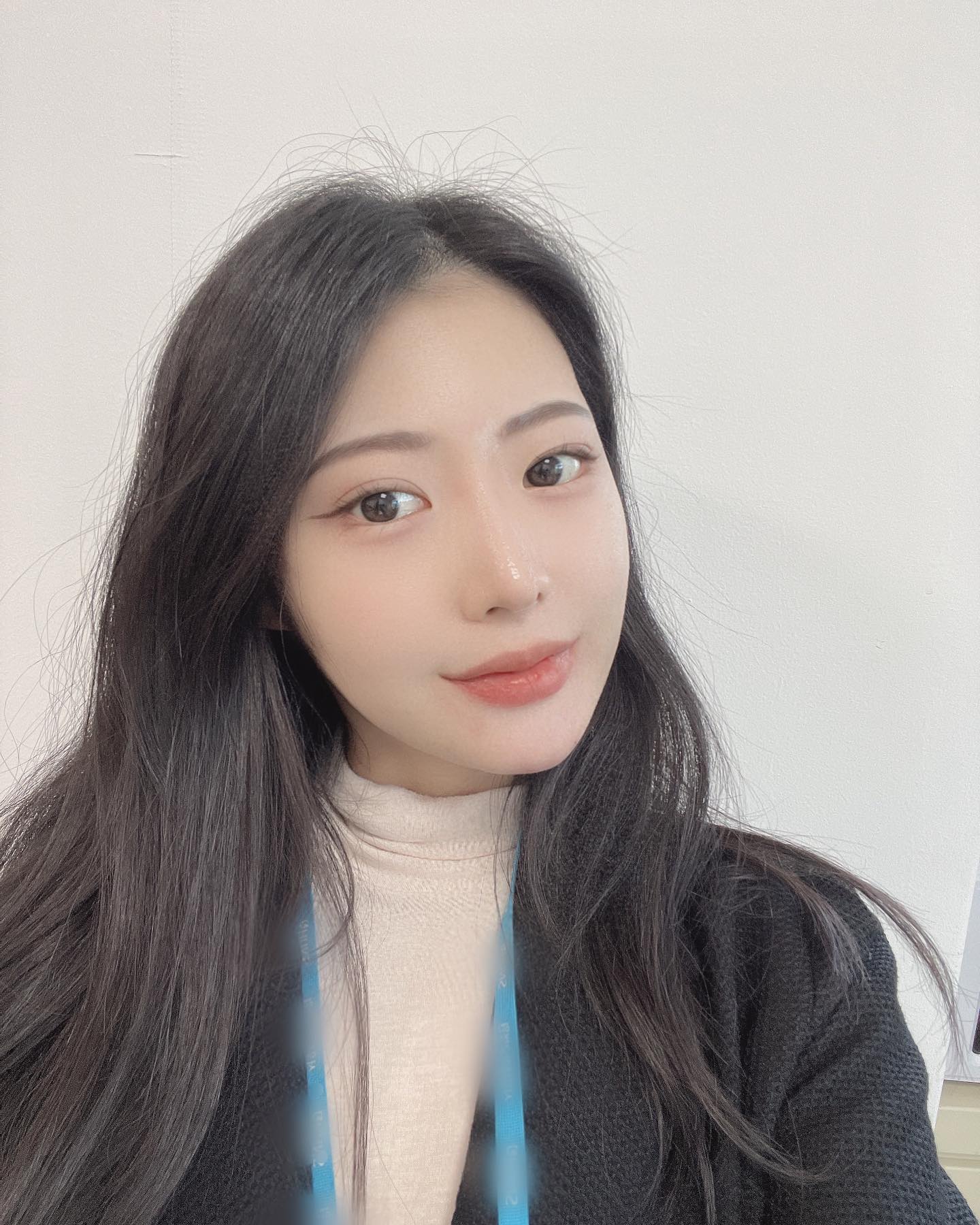일개미ㄱㅏ 돼보자💛💗🖤🩶🩵

#순한맛⭐️축구봐다들?
#내남편과결혼해줘#봐야디