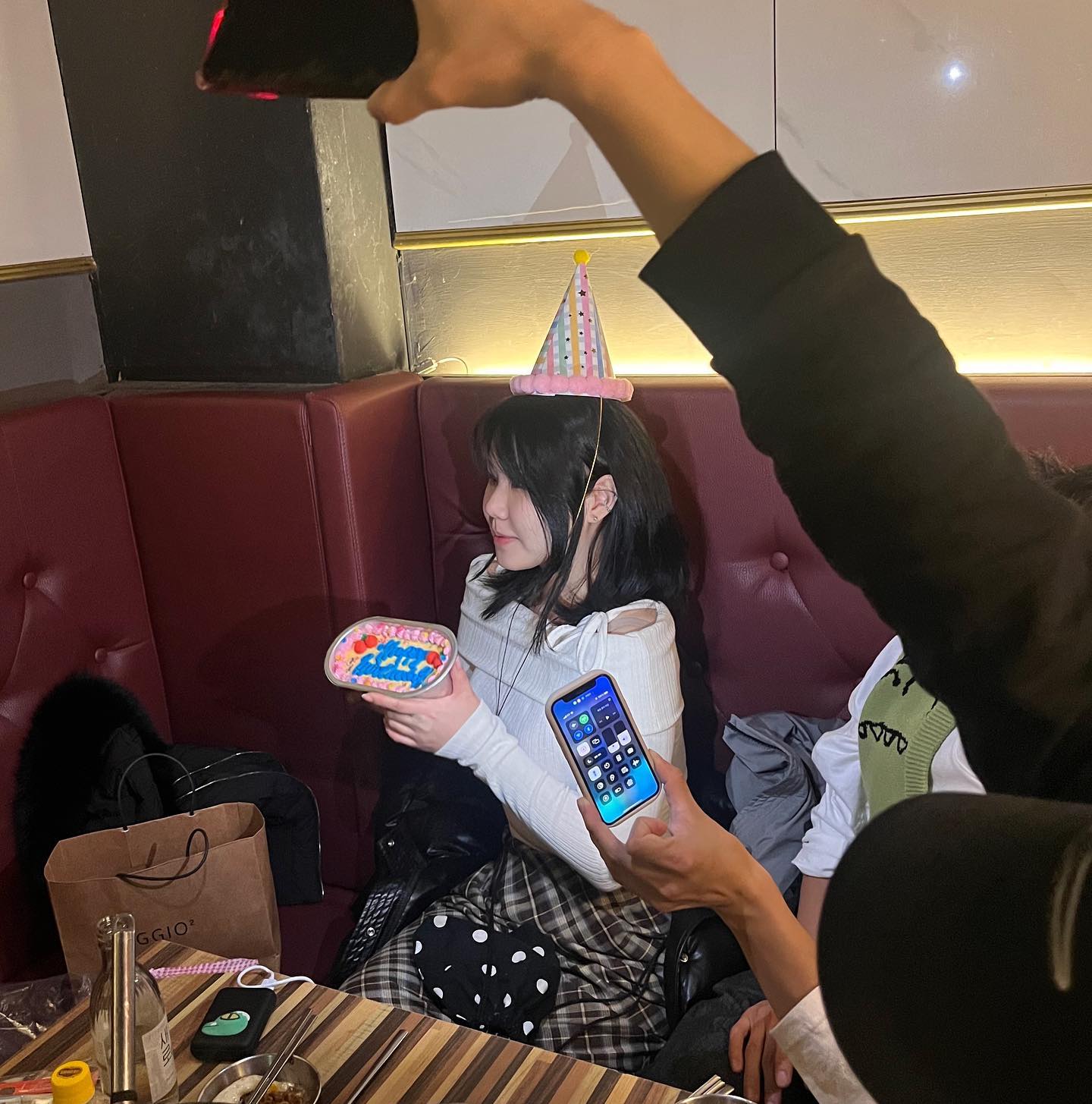 이번년도에도 정말 행복한 생일이어쑴미다 🚰🚰💙🩵