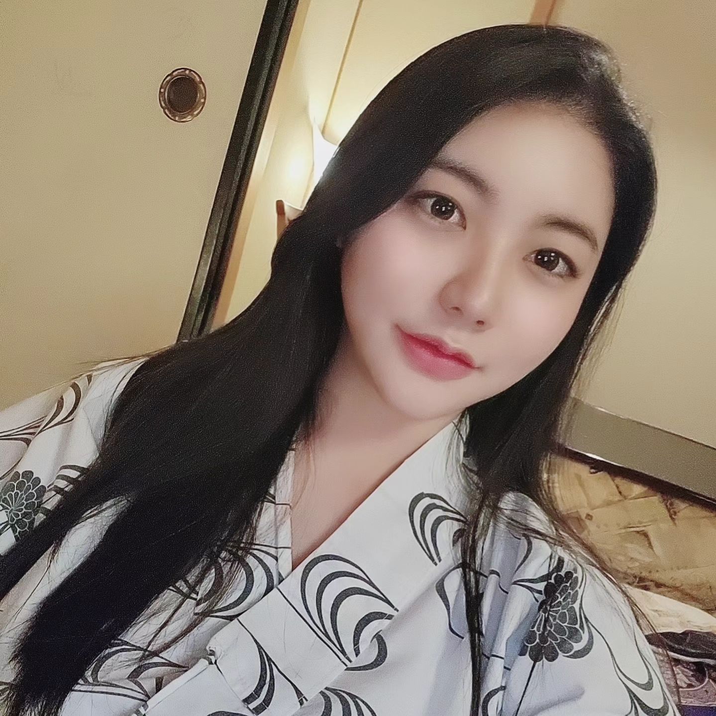 셀카 찍는법 까먹은듯🥲
#뚝딱이 #일본 #여행 #旅館 #浴衣