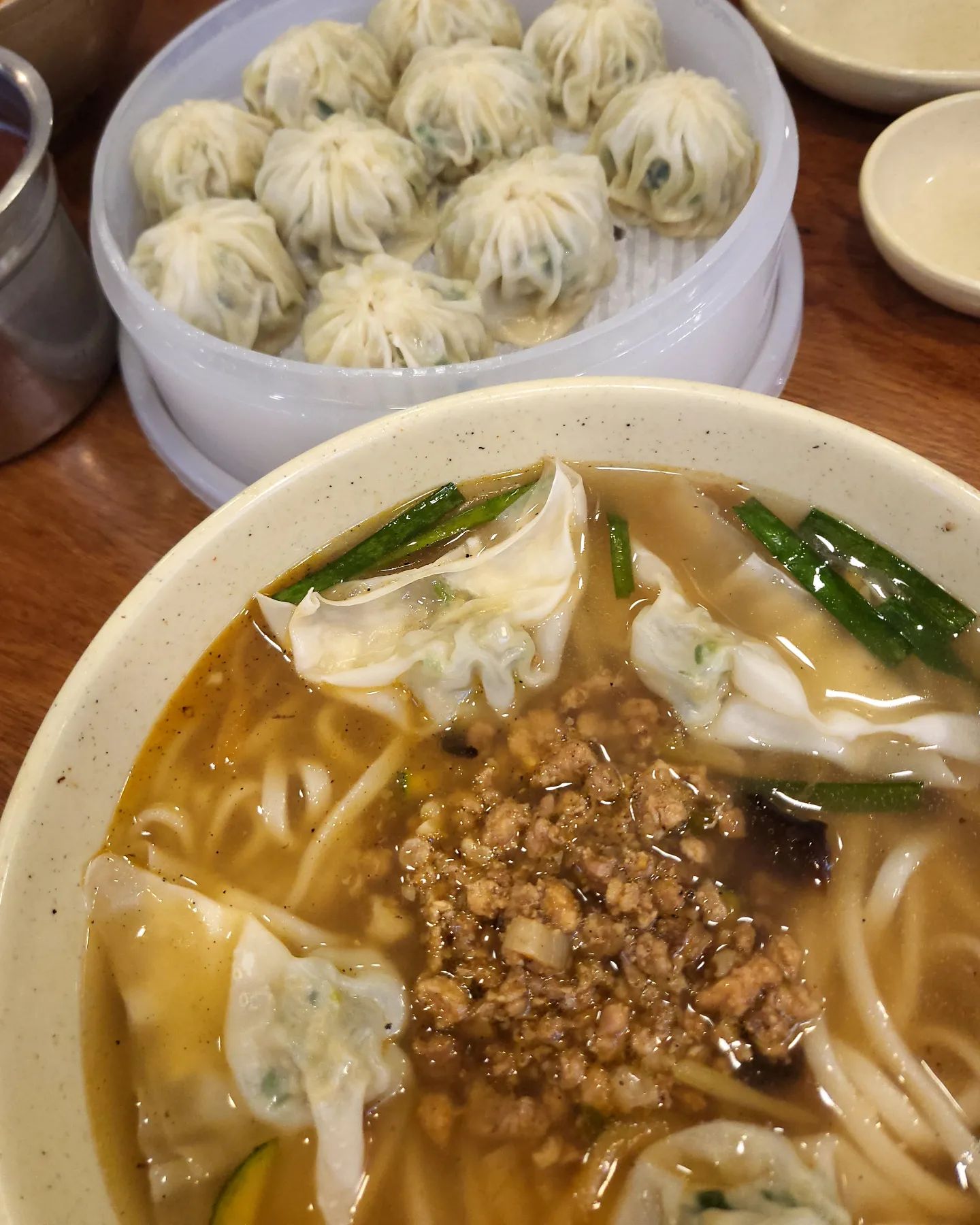 #명동교자 
내 최애맛집 느무 마싯쟈나
명동가니깐 예전생각 그리운 나의일터 다들 보고지푸다

#명동 #명동맛집 #내돈내먹 #맛집