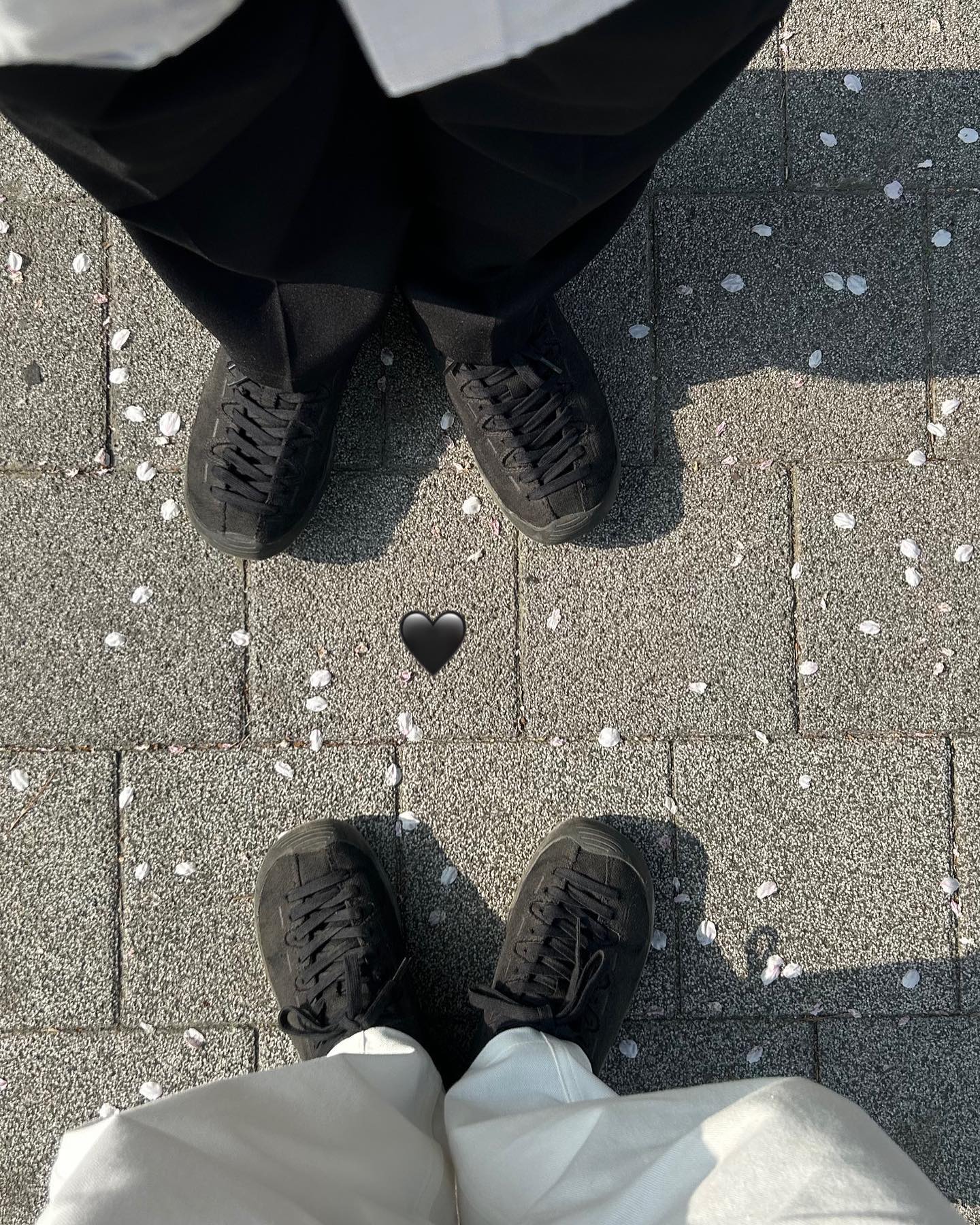 I dropped my 👛🌸