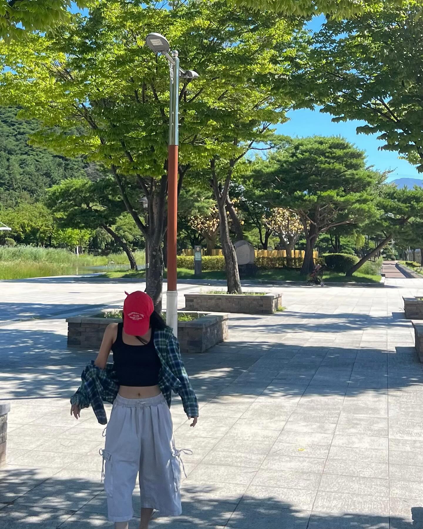 여름 사랑해🤍☀️🌻🌴🕶️