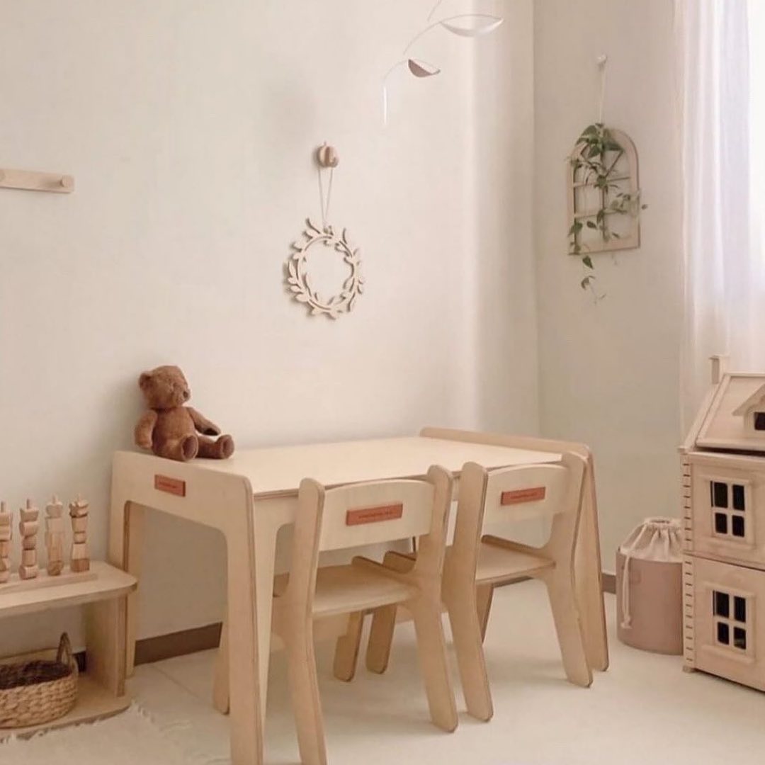 Posted withregram • funfurn_mom 💛펀펀키즈가구 유아책상 체험단 모집 & 리그램이벤트💛
⠀
안녕하세요 이실장입니다🤗🤗🤗
잘들 지내셨나요..?
⠀
전.. 뭐..
한마디로 정신없는 일상을 보내고 있답니당🤣🤣🤣
터울많이 나는게 너무 좋은점도 많은데요,,
이게이게
첫찌랑 둘찌랑 따로따로
연령에 맞추어 해줘야 하는 것들이
너무 다르니까,,,,쉽지않네요..?!ㅎ
육아는 참,,
쉬운케이스가 없어요 그쵸..?!
⠀
정신없이 지내다
너무 오랜만에 체험단&리그램 이벤트 들고 왔습니당^^⠀
⠀
💁‍♀️💁‍♀️💁‍♀️
엄마가 디자인하고 아빠가 만든가구! 펀펀키즈!
펀펀키즈가구에서
베스트셀러 제품인 유아미술책상(2인용)체험단을 모집합니다.
⠀
수년째 꾸준한 사랑을 받고 있는 제품인 만큼
우리 아이들은 물론,
엄마아빠도 너무 만족하는 제품이랍니다💛
⠀
⠀
⠀
🔆 사랑하는 우리 아이들에게
놀이도 하고, 독서도 하고, 간식도 먹을 수 있는
다양한 활동이 가능한
나만의 애착 공간을 만들어 주기에 너무 좋아요^^
⠀
🔆국내 자체 공장에서
엄마와 아빠가 직접 만들고, 패키징도 합니다.
⠀
🔆유아기 부터 초등 저학년까지!
책상하나로 바른자세, 바른습관 형성을 도와 주세요^^
⠀
🔆친환경 자재인 자작나무로 만들어져
우리 아이 건강에 해가 되지 않구요.
⠀
🔆오래도록 우리 아이와 함께 성장하며
추억이 가득 담긴 가구로 만들어 주세요^^
⠀
⠀
⠀
⠀
[체험단 모집내용]
펀펀키즈가구 유아미술책상세트(2인용)1명
⠀
[체험단 신청기간]
2024. 02. 21 ~ 2024. 03. 03
⠀
[발표]
2024. 03. 04 (월)
(체험단 선정되신분 개별DM/ 이벤트 발표는 피드).
⠀
⠀
[신청방법]
1. 본게시물 좋아요!
2. funfurn_mom 팔로우.
3. 본게시물 리그램후 해시태그달기.
(#펀펀가구 #펀펀키즈가구 #유아가구 #유아책상 #미술책상 #아기책상 #책상의자 #육아템추천 #교구육아 #책육아 #가베 #몬테소리 #발도르프 )
4. 참여완료 댓글!
⠀
💁‍♀️체험단에 선정되신 분들은 미션 있는거 아시죠~?!
⠀
⠀
⠀
⠀
⠀
🎁또한
펀펀키즈가구를 응원리그램 해주시고,
댓글 달아주시는 분들 중
추첨을 통해 한분에게
펀펀키즈 유아미술책상(1인용/악세사리미포함)을 선물로 드립니다^^
⠀
⠀
⠀
⠀
⠀
⠀
🟡 본인계정에 발표당일까지 리그램피드가 확인되어야 참여가능하세요.
🟡 체험후기는 전체공개로 꼭 유지해주세요.
🟡 성의있고 정성스런 후기 작성해주실 분만 신청부탁드려요.
🟡 체험단 작성후기는 마케팅자료로 활용되실수 있답니다.
⠀
🟠 참여조건 잘 숙지하셔서 안타까운일이 발생하지 않도록 꼭 확인하세요
⠀
🟠 다양한 인스타오류가 있을수 있지만 이실장폰에 확인되는 기준으로 판단되며,
모든 참여자 분들에게 동일한 참여조건을 적용드려야 하는점 양해 부탁드립니다^^
⠀
⠀
⠀
⠀
 #엄마가디자인하고
#아빠가만든가구⠀
⠀
#체험단모집 #리그램이벤트중
