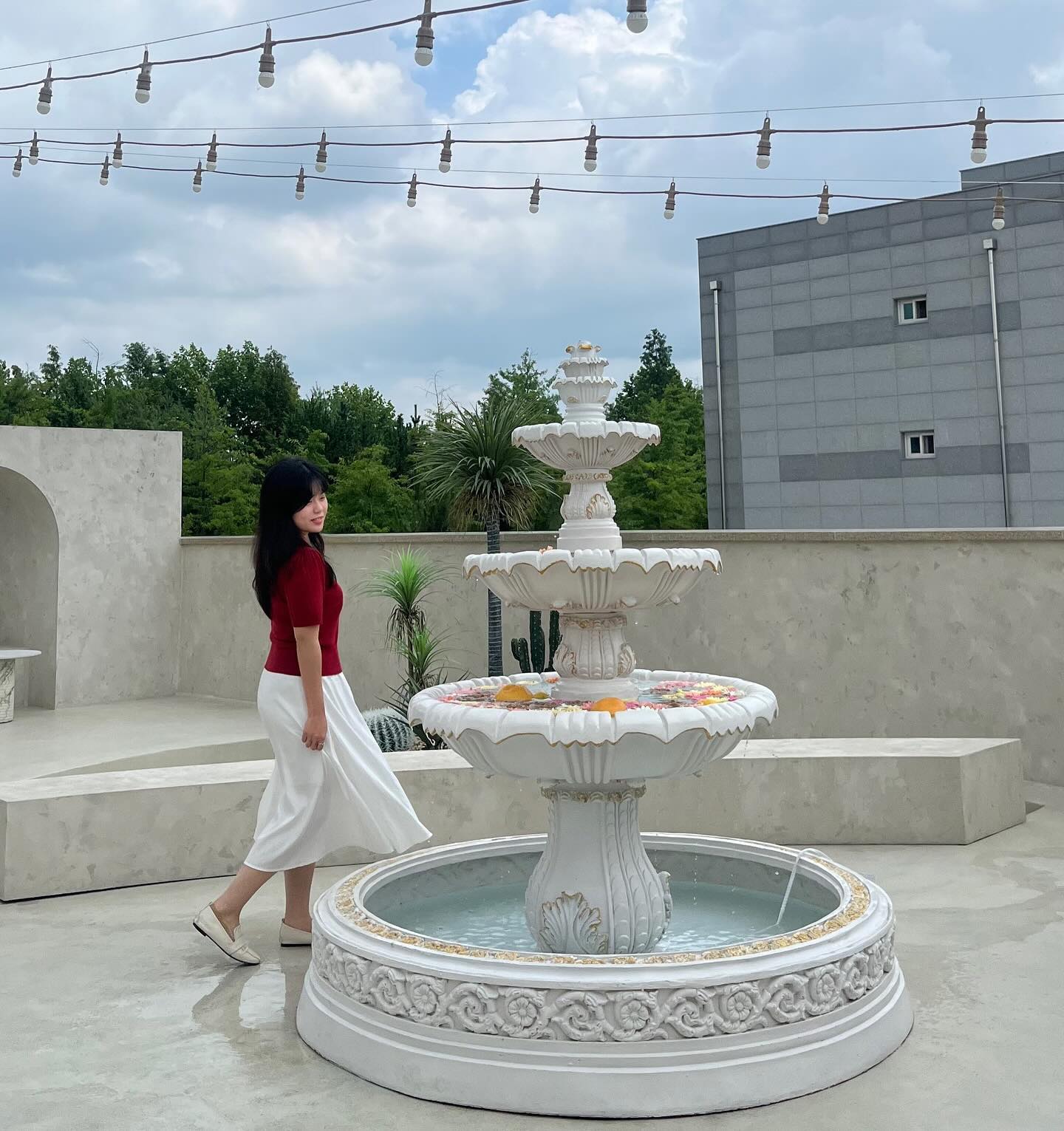 꺼진 프레즐 분수대 앞에서 ⛲️🥨
.
.
#메종드프렛즐