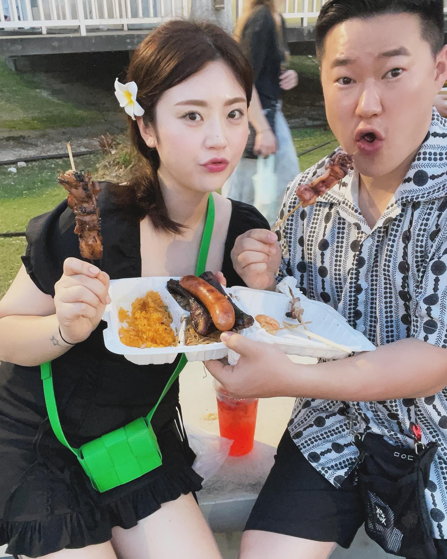 오 ? 내가 찾던 강원도 옥수수를 괌에서 파네 !!!!! 🌽
마지막사진은 내소장용 !!!!! 구엽짜누 

#괌여행 #신혼여행 #차모르야시장