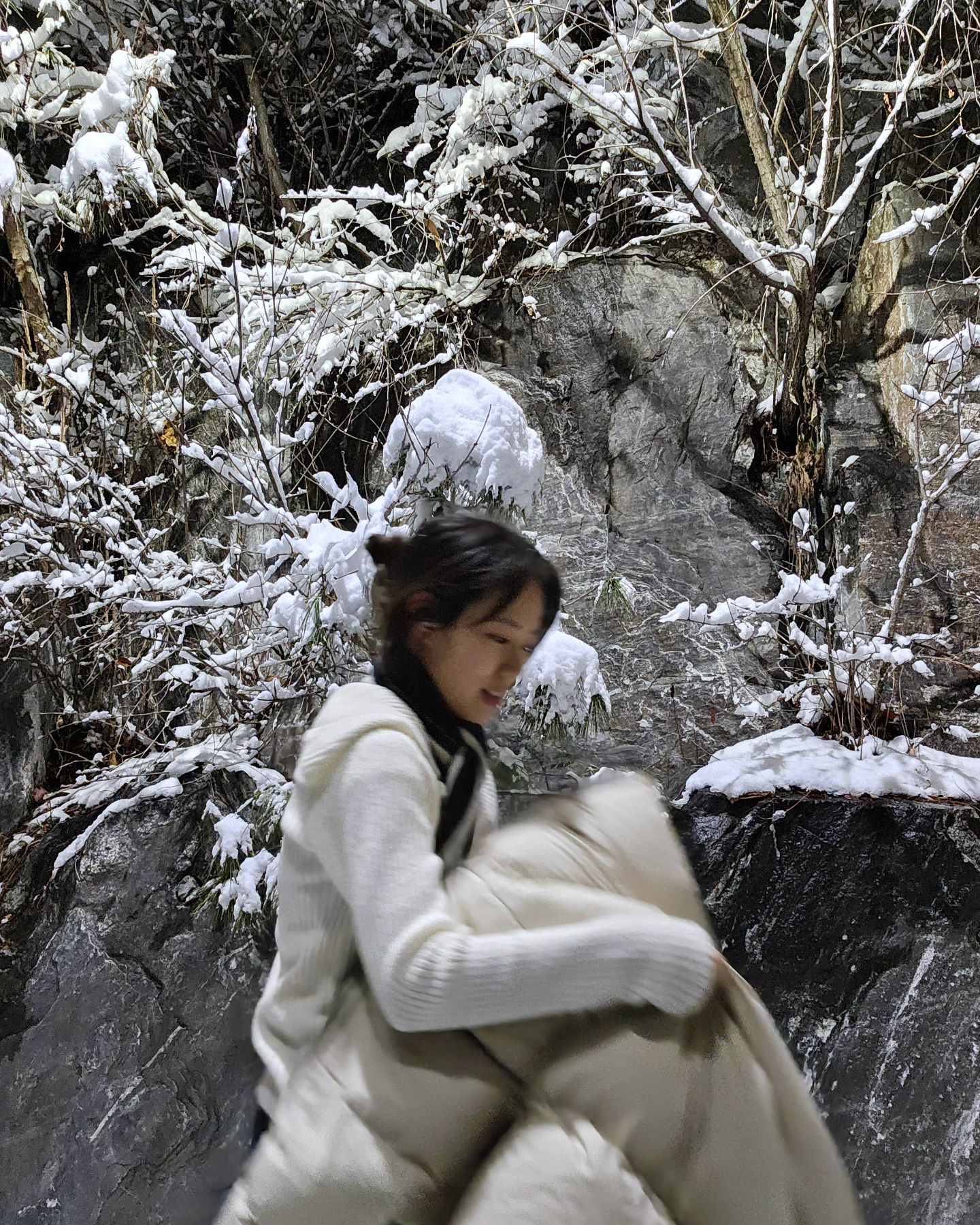 ☃️경기의 작은 강원도 우리집🏠

#눈이왔어요 한..#발목까지..? ㅎ