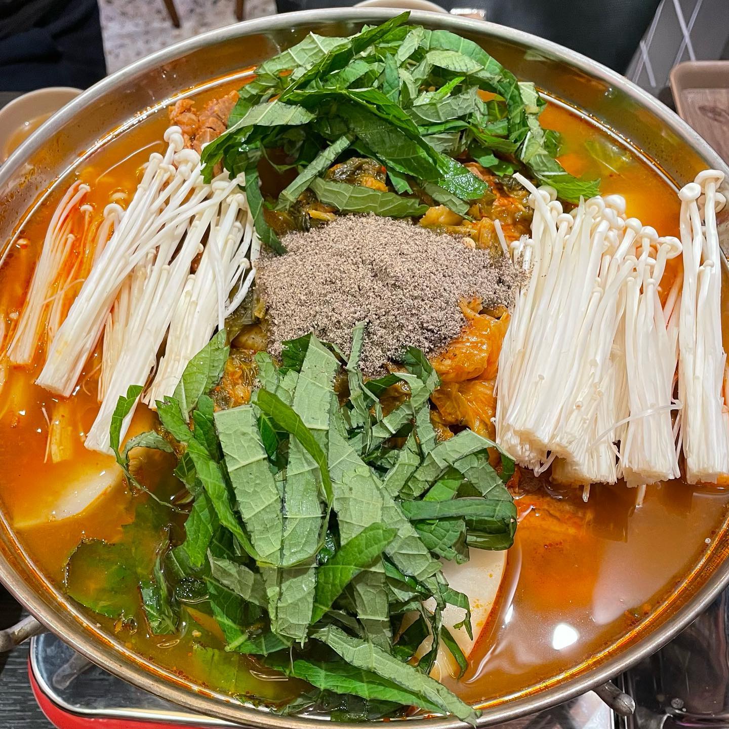 #협찬 📌서현 맛집 #핫뼈감자탕

💜뼈구이+감자탕 맛집
🩵서현 신상 맛집
❤️맵기 조절 가능
⭐️🥄🥄🥄🥄

📍 경기도 성남시 분당구 서현로180번길 13 102
⏰11:00-02:00 (15:00-16:30 브레이크타임 / 21:30 라스트오더)
📞0507-1488-9301
🚙건물 뒷편 새마을식당 옆 주차장 이용 가능 (1시간 주차권 무료 제공)
✔배달 가능