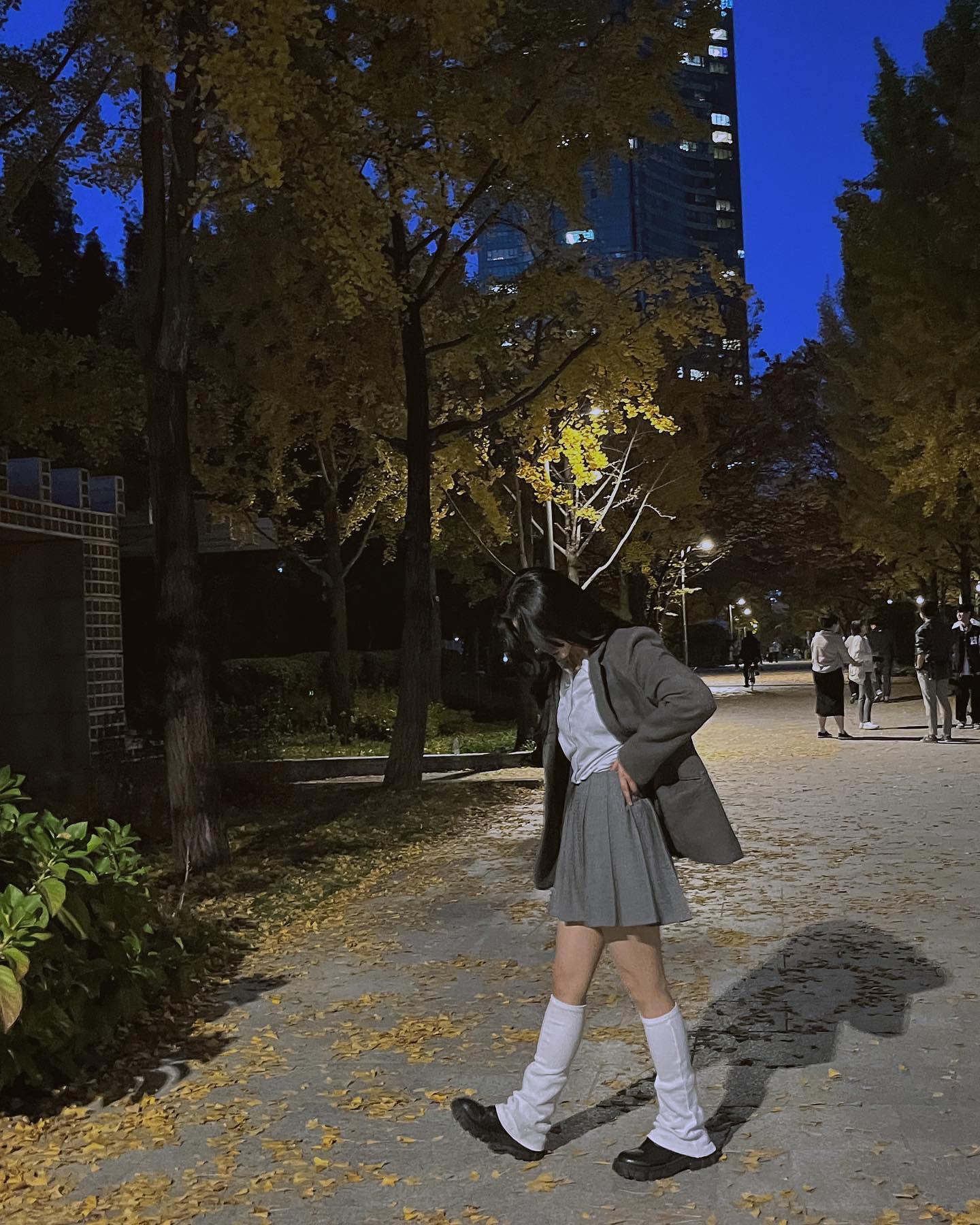 올려야지! 해놓고 단발 자른 후 올리기...