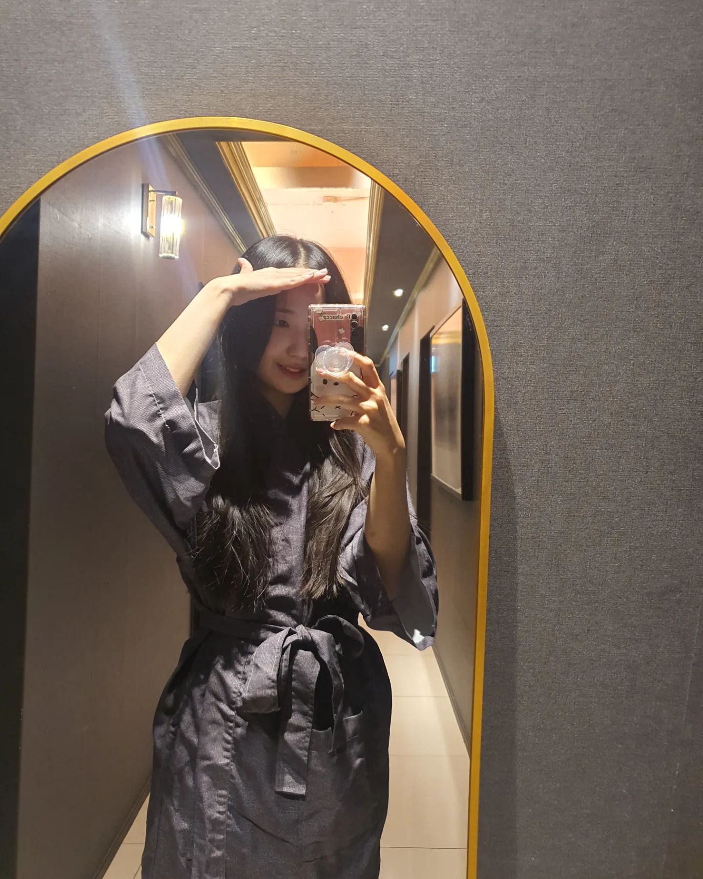 #협찬
[크라이오테라피 풋앤바디]

주안에서 힐링하고 왔숩니당ㅎㅎ
기본적인 마사지만 해주는 다른 마사지샵과 달리 크라이오테라피도 함께 진행해주는 곳이라서 특별하더라구요
크라이오테라피는 일명 냉동 다이어트로 살이 빠질 수 있게 도움도 주고 피로 회복도 할 수 있어요! 첨 해봤는데 운동선수들이 재활할때나 연예인들이 다이어트 할 때 아주 많이 한다고 하더라구요
마사지 받으러 가면 차트를 작성하면서 사장님께서 주신 따뜻한 차를 한잔 마셨어요 차가운거나 커피도 있으니 취향껏ㅎㅎ 후에 가운으로 갈아입고 나오면 전신 기계마사지를 1차로 받고, 관리사님과 개인 마사지실에서 마사지를 받고, 크라이오테라피 후에 사우나를 즐기면 됩니다!
이렇게 서비스가 다양하고 풍부한데 금액도 저렴해서 가성비가 넘 좋아요
마사지도 관리사님께서 완전 섬세하게 해주시는데 압도 좋고 시원해요 저는 코코넛 마사지를 받았는데 코코넛 오일이 끈적하지 않으면서도 부드럽고 또 코코넛 향이 너무 좋았어요 관리사분은 태국분이셔서 마사지 진짜 잘하시더라구요 코코넛 오일 듬뿍발라 마사지 해주셔서 간지럽거나 아픈 느낌이 전혀 없었어요
3월 중순에 새로 오픈한 샵이라서 굉장히 깔끔하고 내부 인테리어도 고급스럽더라구요 다방면에서 만족스러웠던 오늘의 힐링 입니당!

#광고 #인천마사지 #주안마사지 #인천마사지샵 #커플마사지 #인천커플마사지 #주안커플마사지