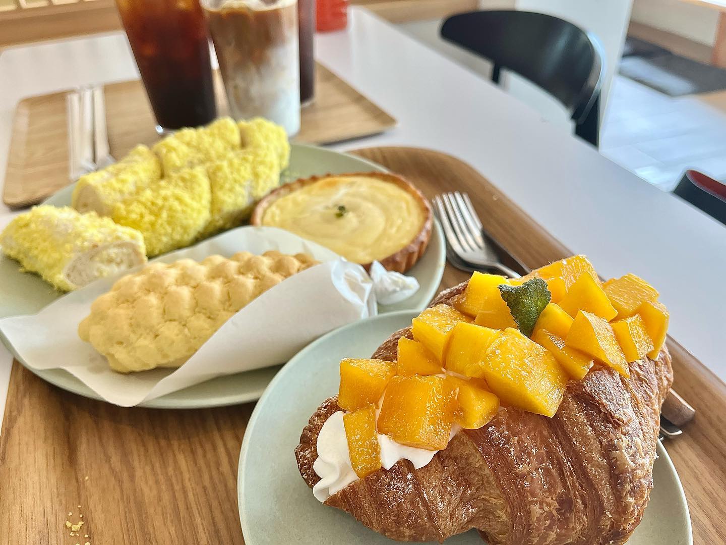 하우스 베이커리🥐
📍경기 양평군 서종면 북한강로 684 
.
.
#하우스베이커리 #망고크로와상 #양평맛집 #양평드라이브 #교외드라이브 #양평빵맛집 #양평카페 #맛집맞팔 #먹방