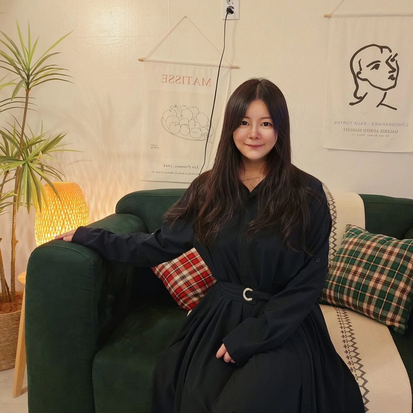 240213
슈가풀빌라&스파글램핑

가평에 글램핑하러 다녀온
슈가풀빌라
텐트가 아니라 건물 같은 느낌

커다란 수영장도 딸려있어
물놀이 하다가
욕실에 있는 스파에서 발도 꼼지락

저녁엔 바베큐 숯불에 삼겹살 구워먹고
장작타는거 보면서 불멍하다보면
어느새 하루가 지나가요

#가평글램핑 #슈가풀빌라 #가평풀빌라 #불멍 #글램핑 #글램핑바베큐 #글램핑불멍 #글램핑수영장 #여행스타그램