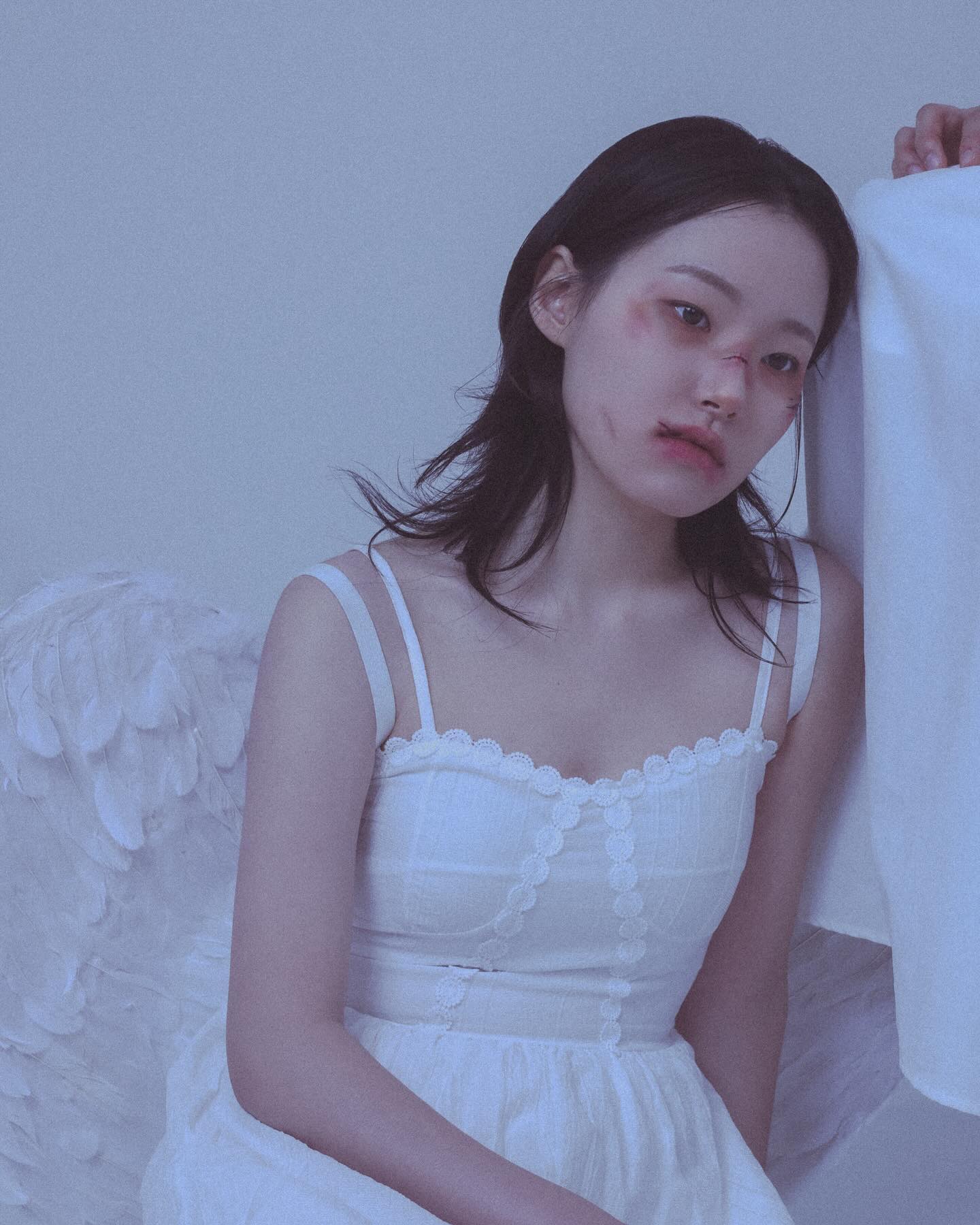 The Angel and the Girl🪽

.
.
.
.
.
.

P aarifilm 
M hey_zer0.jpg 
M s1lkys1lk 
HM only_xon