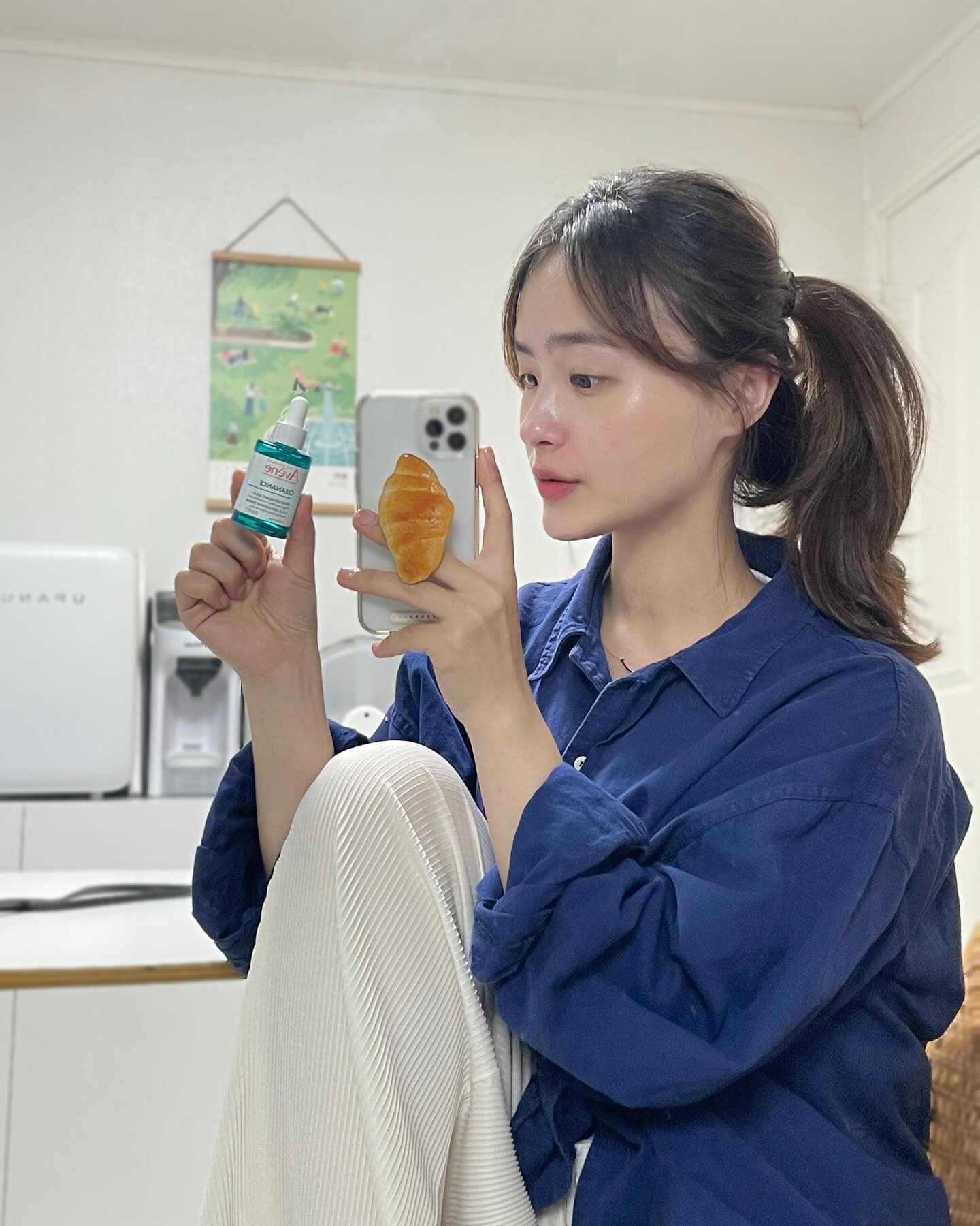 #광고
아벤느 수부지 맞춤 클리낭스 라인에서 
첫 세럼 아벤느 클리낭스 A.H.A 클리어 세럼이 출시되었어요 🎉

덥고 습해지는 날씨에 #클리낭스클리어세럼 으로 가볍고 순하게 올려주세요 (▱˘◡˘▱) 게다가 데일리 각질제거까지 가능하니 
번거로운거 싫어하는분들한테도 찰떡! 올 여름 클로즈업에도 자신있는 4K 피부로 관리하세요 

#4K세럼 #아벤느 #클리낭스 #클리낭스세럼
#Avene #Cleanance #클리낭스AHA세럼 #클리낭스클리어세럼 #싱글즈 #인품사
