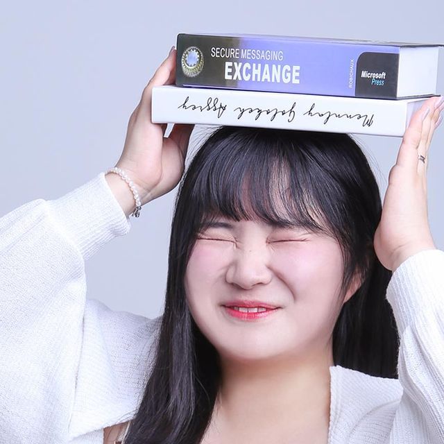 최 다 빈 on Instagram: "스토리에 역대급 좋아요가 많아서 피드에 박제!! 여기는 갈마동에 위치한 스튜디오로와🫶🏻💕 완전 사진 맛집인데 직원분들도 너무 친절하시구 촬영 내내 칭찬 감옥