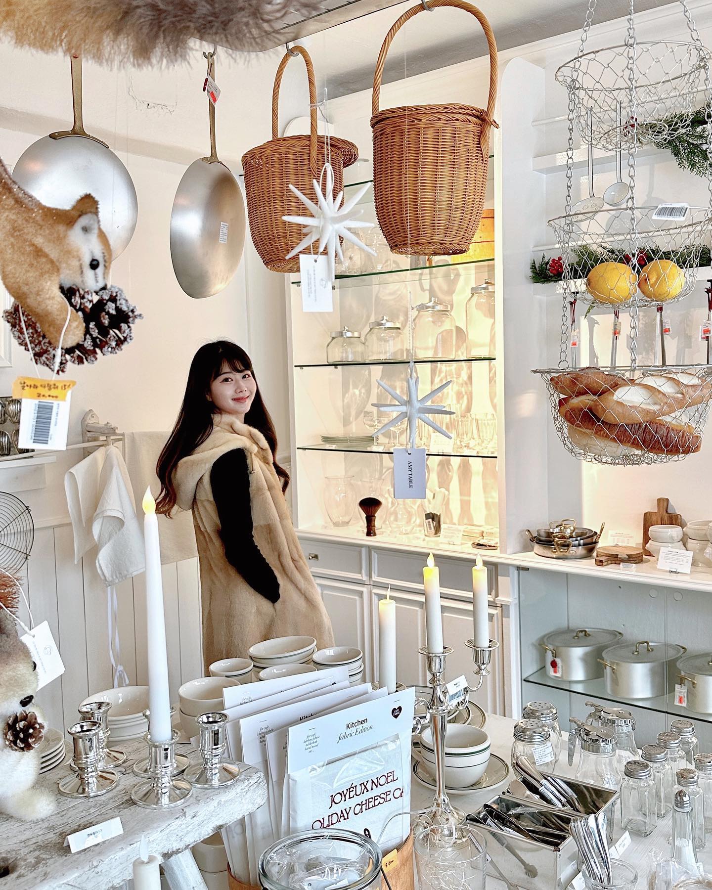 내지분지키기🎄💚
.
.
.
.
무리한다 싶었는데…
병원에서 4일간 말하기 금지당하고
모든 스케줄 취소하고 민폐 끼치고 나니
내몸부터 챙겨야지 돌아보게 된다.
인스타 업로드나 해야지 ㅋㅋㅋ