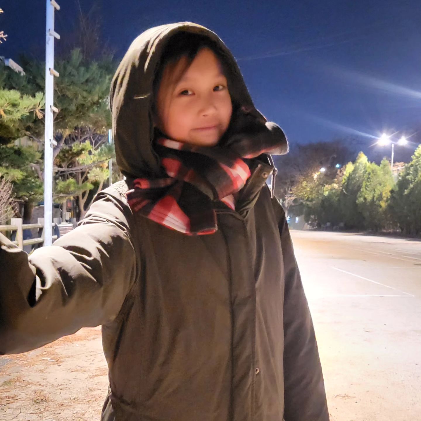 #벌써지난주말

요즘 일도하고 하린이 촬영도 쫒아다니느라

정신이 없어요.

4개의 오디션과 두편의 단편촬영, 광고한편..

바쁜 11월이 무사히 지나가고 있습니다.

이젠 추위도 견뎌야하는 계절이라😭😭

모두 감기 조심하세요.
.
.
#세종대단편영화 
#빈둥지
#촬영에함께한구피선물감사합니다
#오디션없이
#믿고불러주셔서감사합니다🙇‍♂️
