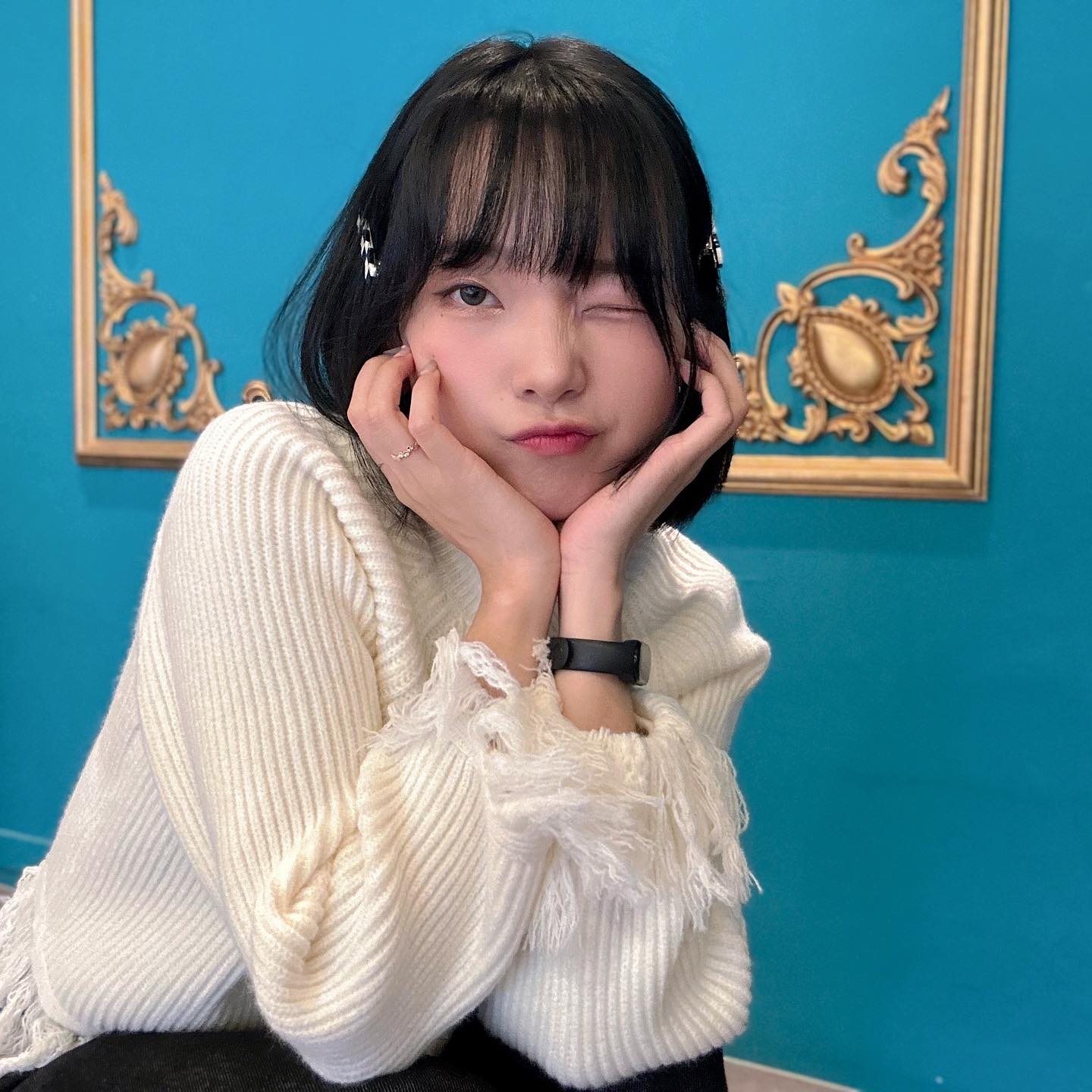 어제 지나가다 우연히 본 카페! 눈에 아른거려서 오늘 다녀옴🤍 
완전 그대로 인수하고 싶을만큼 내 서타일❤️

#부평카페 #카페래음