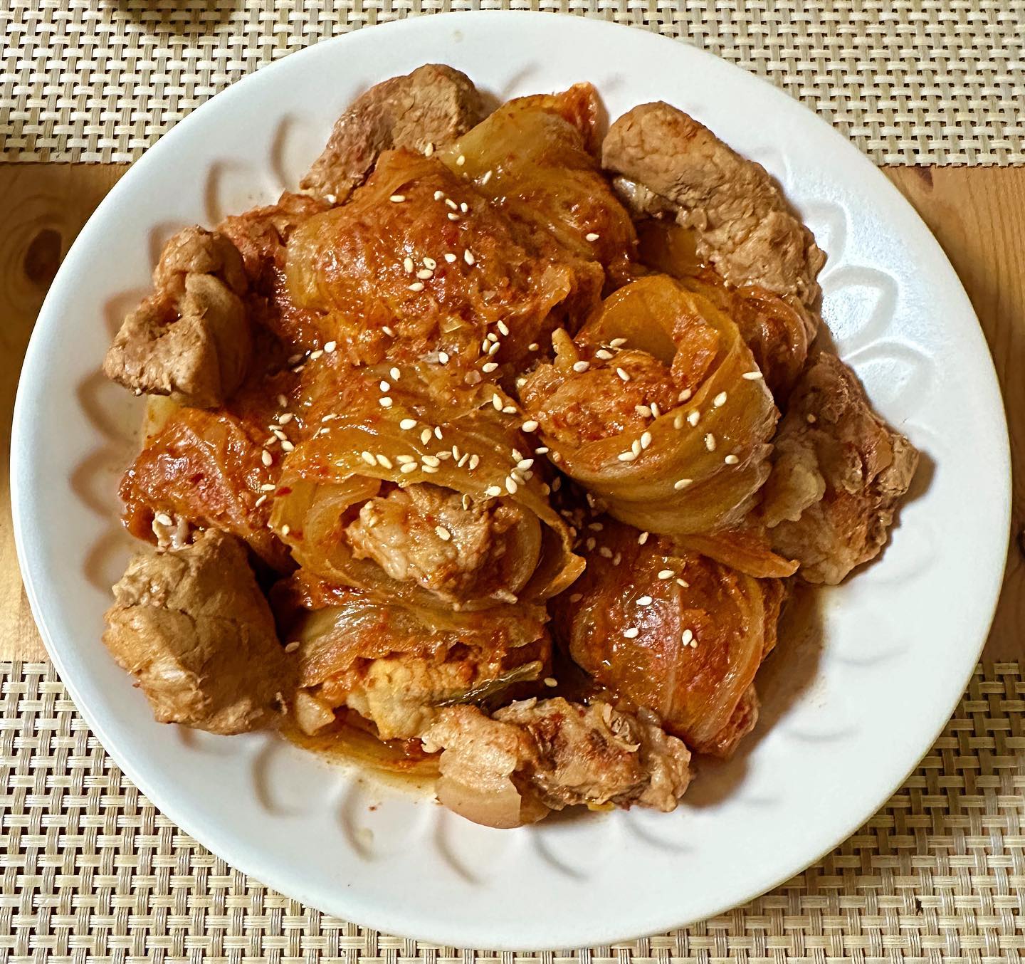 신김치에 돼지사태 돌돌 말아서 돼지고기 김치고기찜❤️
푹푹 오래 끓여서 맛있게 저녁 완료🤟

인친님들도 맛있는 저녁 드시고 남은 하루 행복하게 보내세요🙇🏻‍♀️