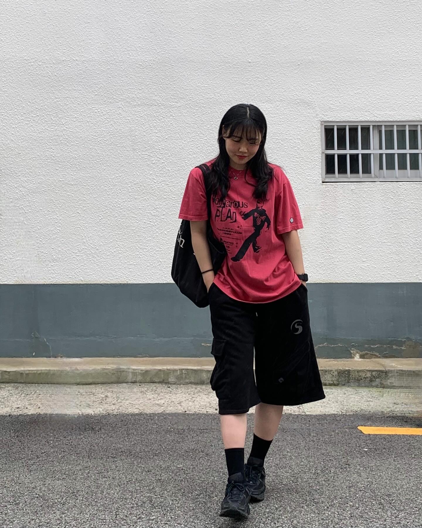 ˢᵐᵃˡˡ ᵍᶦʳˡ .. ⸝ဗီူ⸜