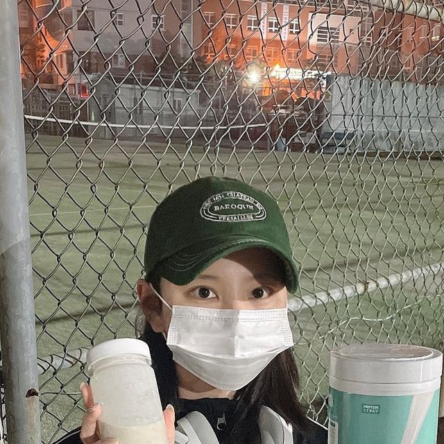 조혜인 on Instagram: "#광고 #프로틴스토리 운동 하는 거라곤 끽해봐야 걷는 게 다지만 운동 하는 사람처럼 찌거봤어요(?) ㅎㅅㅎ 💪 이고 예전에 아침대용으로 먹으려고 알아봤던 제