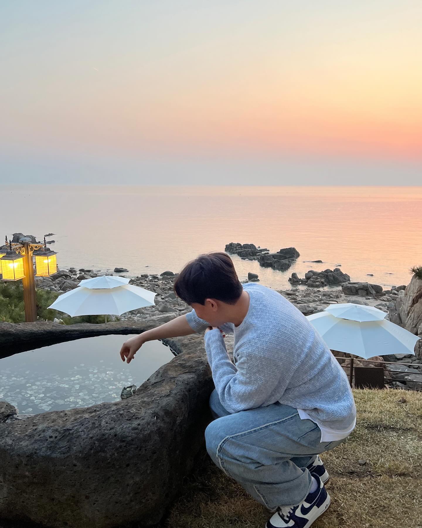 운전해서 바다가는 상상하는 중...💭

#🧐 #💭 #✨