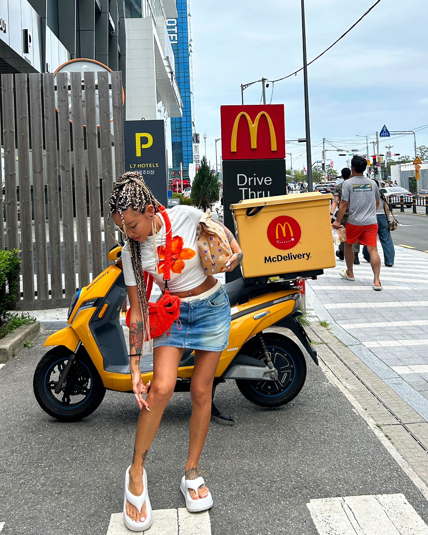 해운대 맥날 못참지💛🧡
