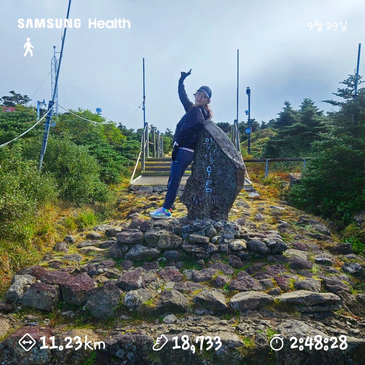 촌년이라서
새소리, 바람소리, 물소리 이런거 좋아함⛰️
오늘의 힐링포인트는 내려와서 먹은 열무국수🍜
#일상
#윗세오름