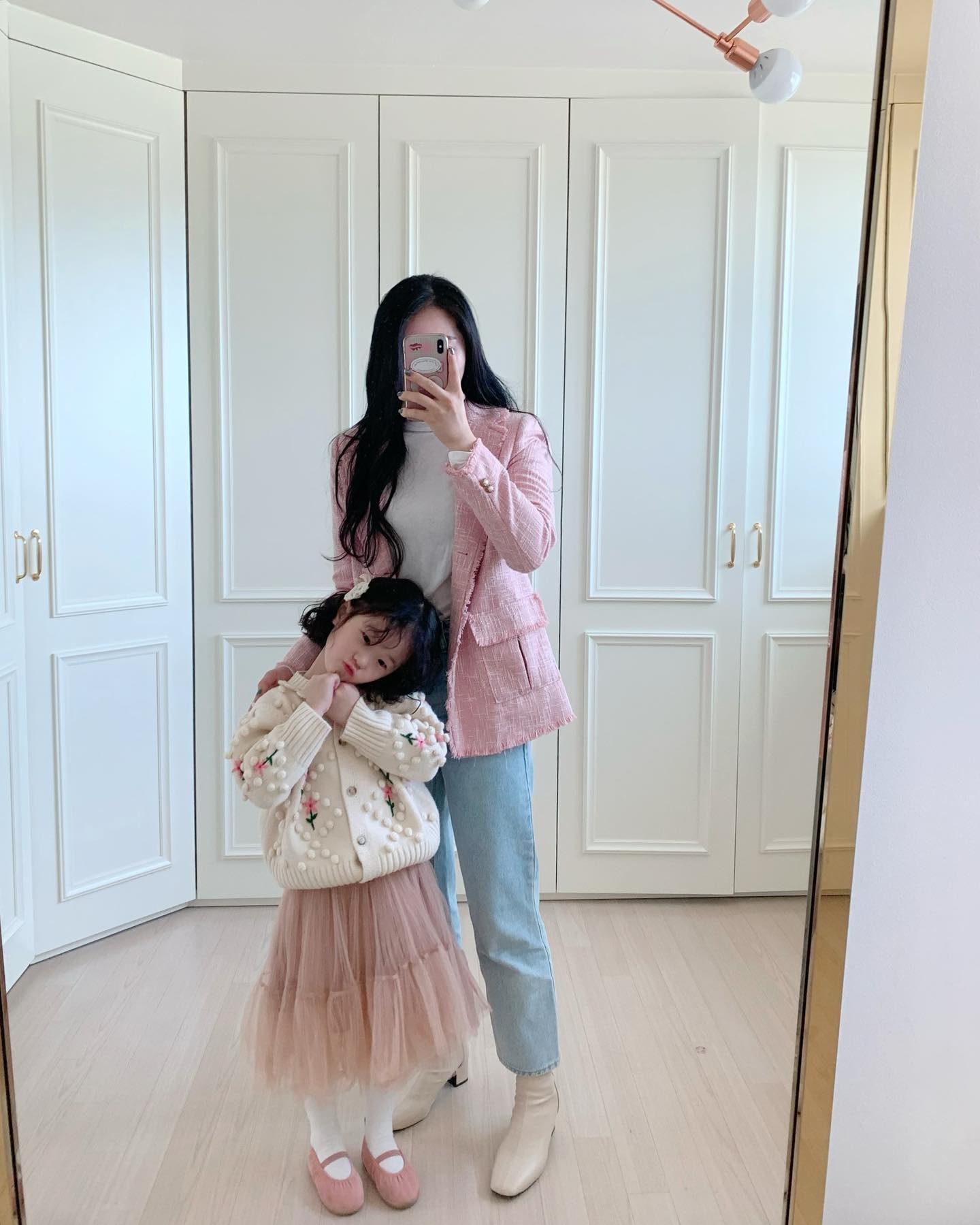 요즘 우리 거울샷 푹 빠짐💖