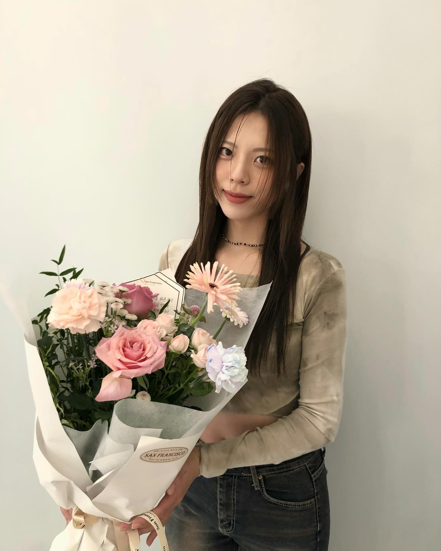 꽃도 받고 축하도 받고 머리도 한 완벽한 날..🤍✨💕