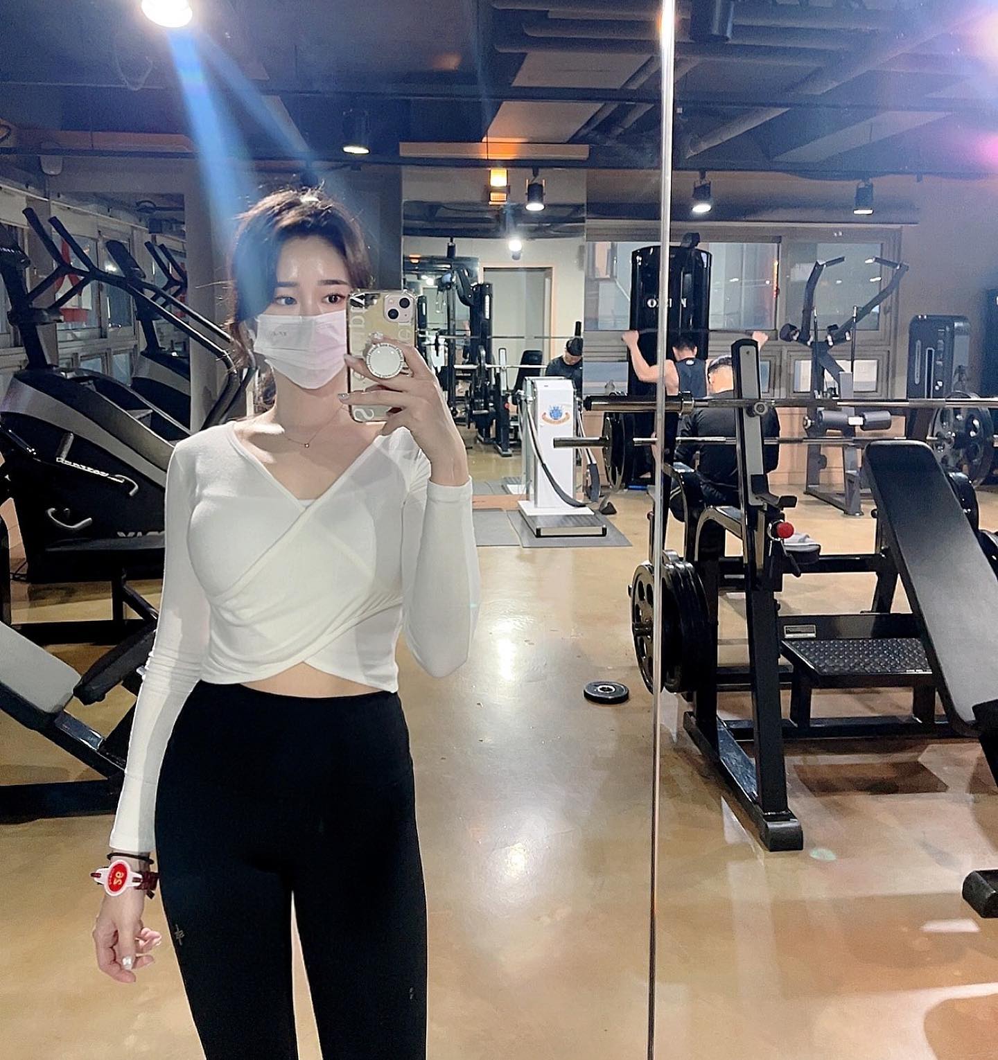 다들 축구 보러 가셨군😲😲 깔짝운동