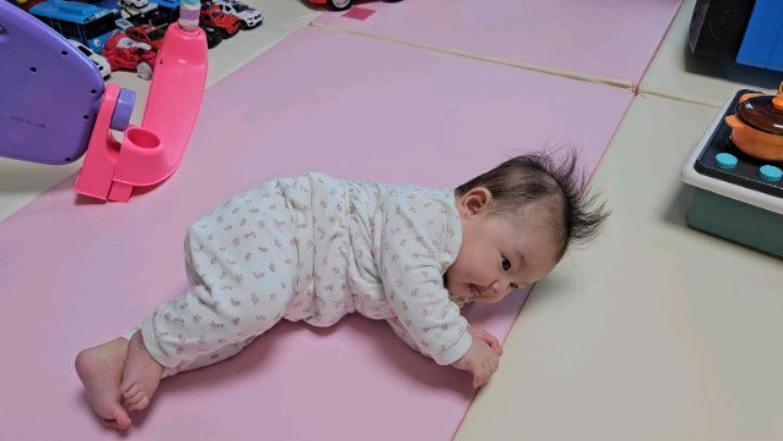 인생 108일차 뒤집기 성공
주먹을 입에서 빼 로아야

#뒤집기성공