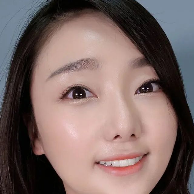  오에르 | 뷰티 전문 크리에이터 on Instagram: "#협찬 분홍이, 초록이가 시즌 4로 다시 돌아왔어요~
_
GRN 올뉴 분홍이+초록이 시즌4 / ￦88,000
_
⠀
3년만에 출시된 신제품 올뉴 분홍이 초록이 시즌4를 발빠르게 만나봤어요. 다양한 필수 영양소 및 유기농 부원료가 함유되어 있더라구요?
⠀
체지방 관리에 도움을 줄 수 있는 HCA (가르시니아 캄보지아추출물 / 분홍이) 와 녹차 카테킨 (초록이)으로 도움을 받아서 관리하면 다이어트는 끝.
⠀
섭취 방법은 간단히 3분 2초만 기억해주세요.
(3분 2초란? 하루 3번 식전 분홍이, 하루 2번 식후 초록이를 의미해요.)
⠀
진짜 먹고 싶은거 먹으면서도 다이어트 참 쉽죠? 먹고싶은건 참지말고, 먹을만큼 먹고 또 운동하면서 분홍이, 초록이의 도움을 받아보자구요.
⠀
분홍이, 초록이 믿고 야참먹는 중 (...)
그... 그럼 안녕, 여러분 👋
⠀
⠀
#GRN #올뉴분홍이초록이 #분홍이초록이시즌4#3분2초 #분홍이 #초록이 #분홍이초록이
⠀"