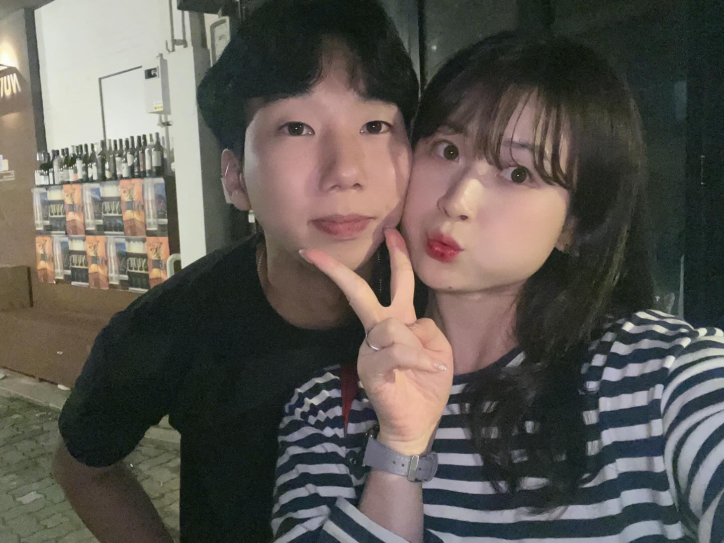 누구보다 행복했던 9월 22일 토요일💖🫧
_낮부터 밤까지 모두다 행복했던🫧
_완벽했던🫧

#오랜만에 #제대로된 #데이트 
#앞으로도 #지금처럼만 #사랑하자 #행복하자 
#항상고마워 #사랑해 
#💖 #💖✨❣️_____________😍🤗🙈