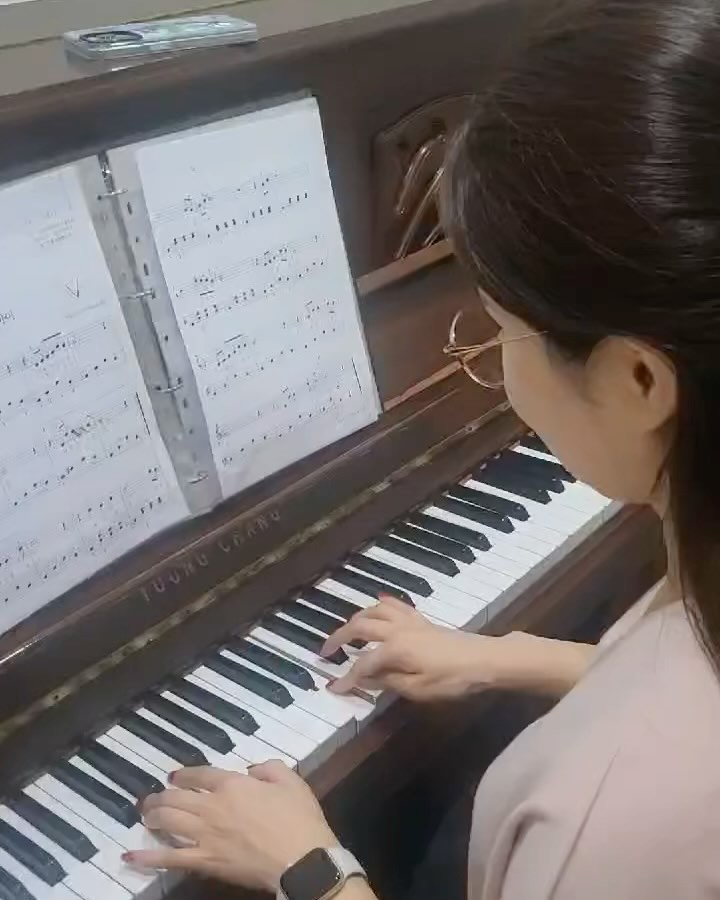 음소거권법
둥당 뚝딱ㅋ̆̈ㅋ̆̈ㅋ̆̈ 무슨 노랜지 맞추면 상품줌 ㅋㅋ
#피린이🎹