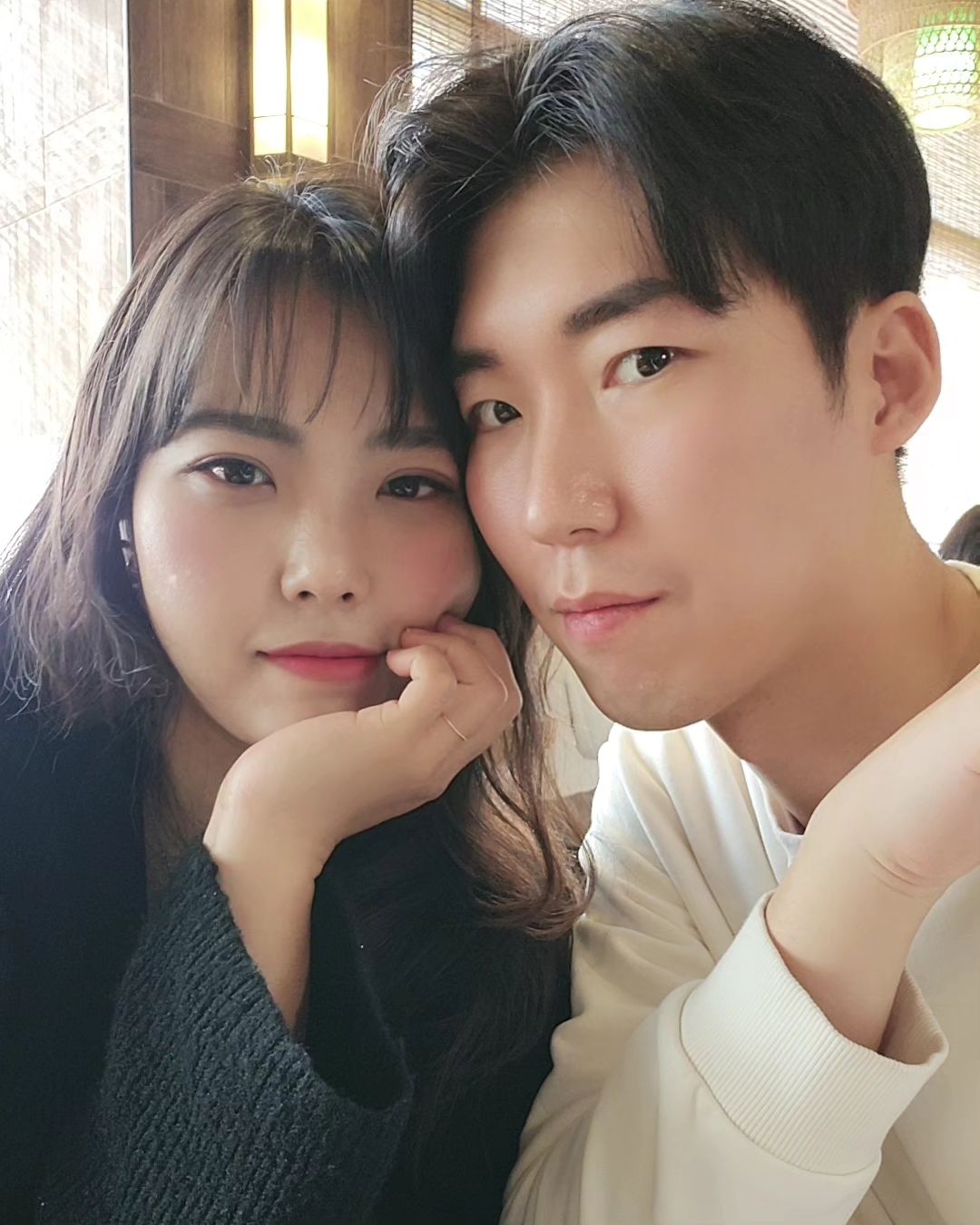 #미리크리스마스 ❤️
여러분 연휴 잘보내고 계세요?
추워서 스타필드 왔는데 
주차 한시간 넘게 걸릴거 
실화? 허허 ㅎㅎ 
어디서 놀던 즐겁게 보내시길❤️❤️