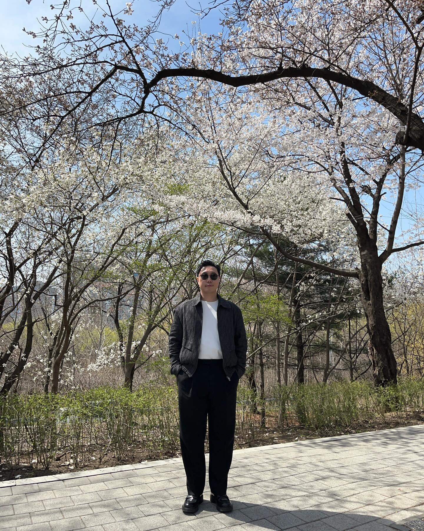 Happy Easter!
부활절에 꽃구경