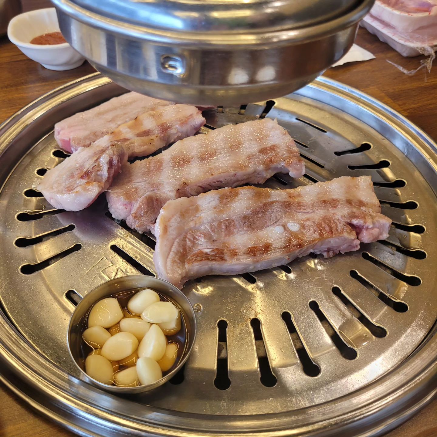 삼겹살 땡기는날🥓
너무 맛있다규👍🌿

#덕고개정육식당 #삼겹살맛집