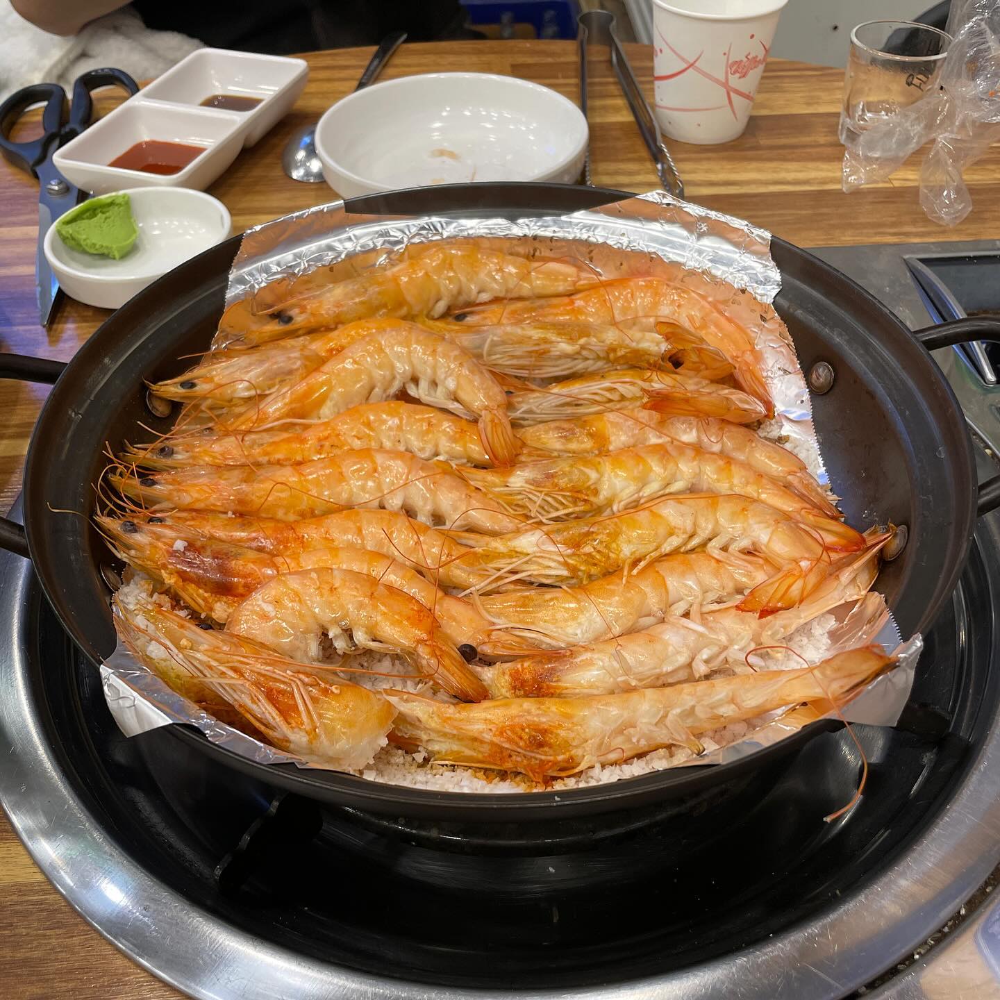 갑각류알러지인 종민이와 생굴 못 먹는 나의 간단한(?) 메뉴!
존맛탱….!

#집앞맛집 #간석 #왕새우직판장