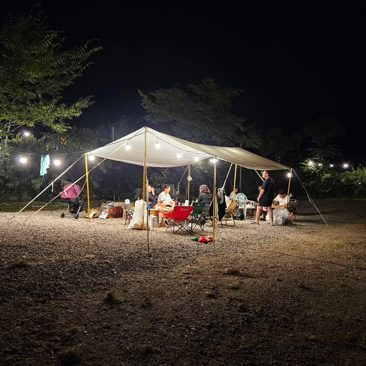 9월 2째주 기록.
2023년 마지막 여름방학~
영덕, 돌고래캠핑장에서 2박으로 마무리 :)

난쓰와 처음 함께간 씨포트리조트, 그리고 좋은 분들과 함께한 첫 캠핑 🏕 👍 

#첫캠핑⛺
#카라반사고싶다