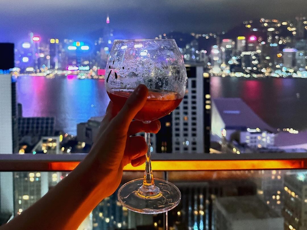 혼자여서 또 여럿이어서 좋았던 여행의 밤들 ✨