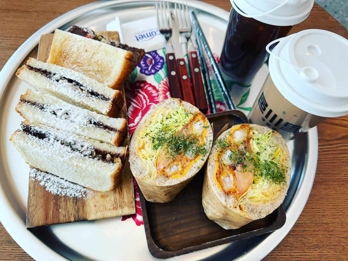 #브런치

외출하는 발걸음이 이리 가벼운지😍
막둥이가 얼집가니 이런날도 오네ㅋ
다이소 쇼핑도 이리 편하게하다니 
지금을 즐기자^^

#셋째딸얼집적응중 #엄만브런치 #고마워
#읍천리382 #자유시간 #이제한시간남음 #소띠맘
#다둥이네 #세자매맘 #초딩맘 #소통해요