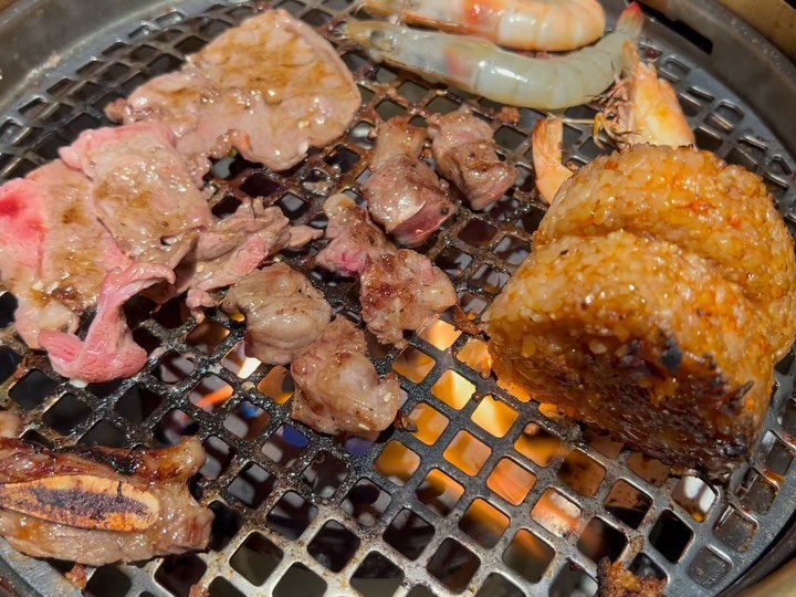 _
대만 여행 와서 삼겹살로 구글 검색 🫣