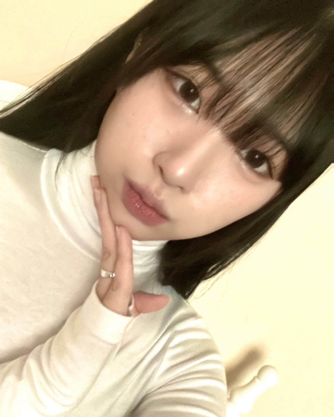 나 앞머리 잘라써어 ⁽͑˙˚̀ᵕ˚́˙⁾̉