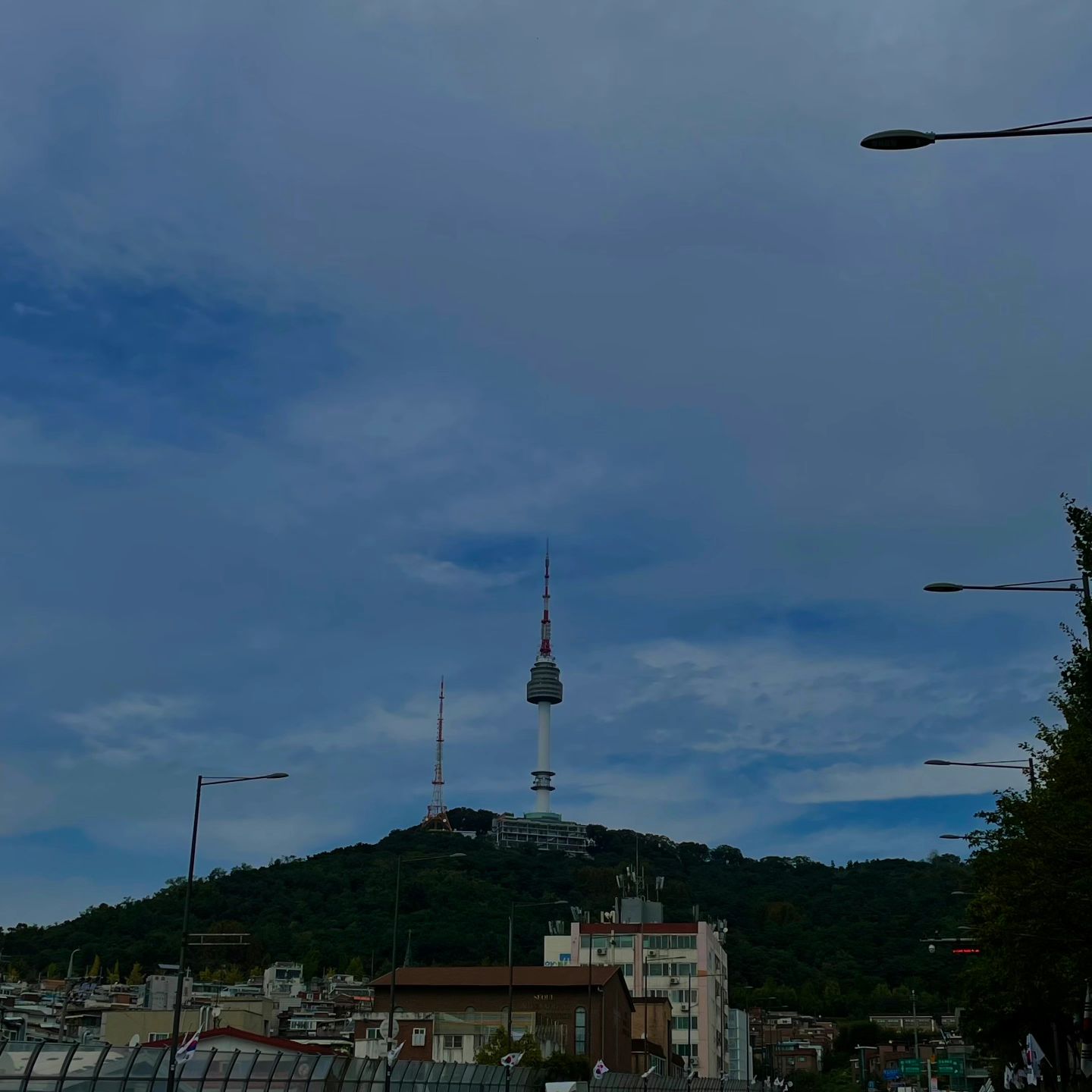 🗼