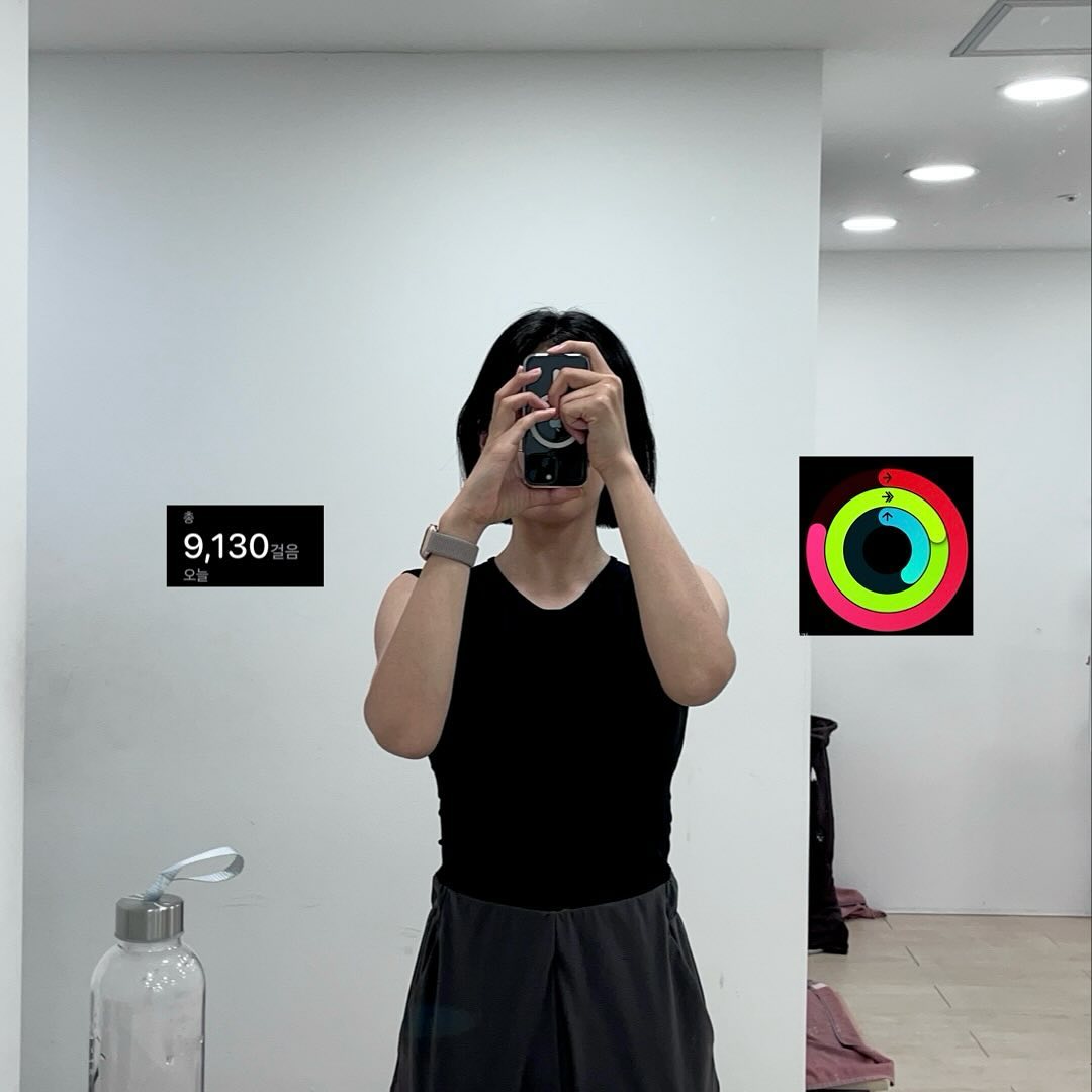 #오운완 #가슴어깨운동🏋️‍♀️ 

#와이드체스트프레스 몸통 움직이지 말고 손바닥으로 무게를 받으면서 내리기

#숄더프레스머신 너무 천천히 하지 말고 하나둘셋에 내리고 넷에 올리기