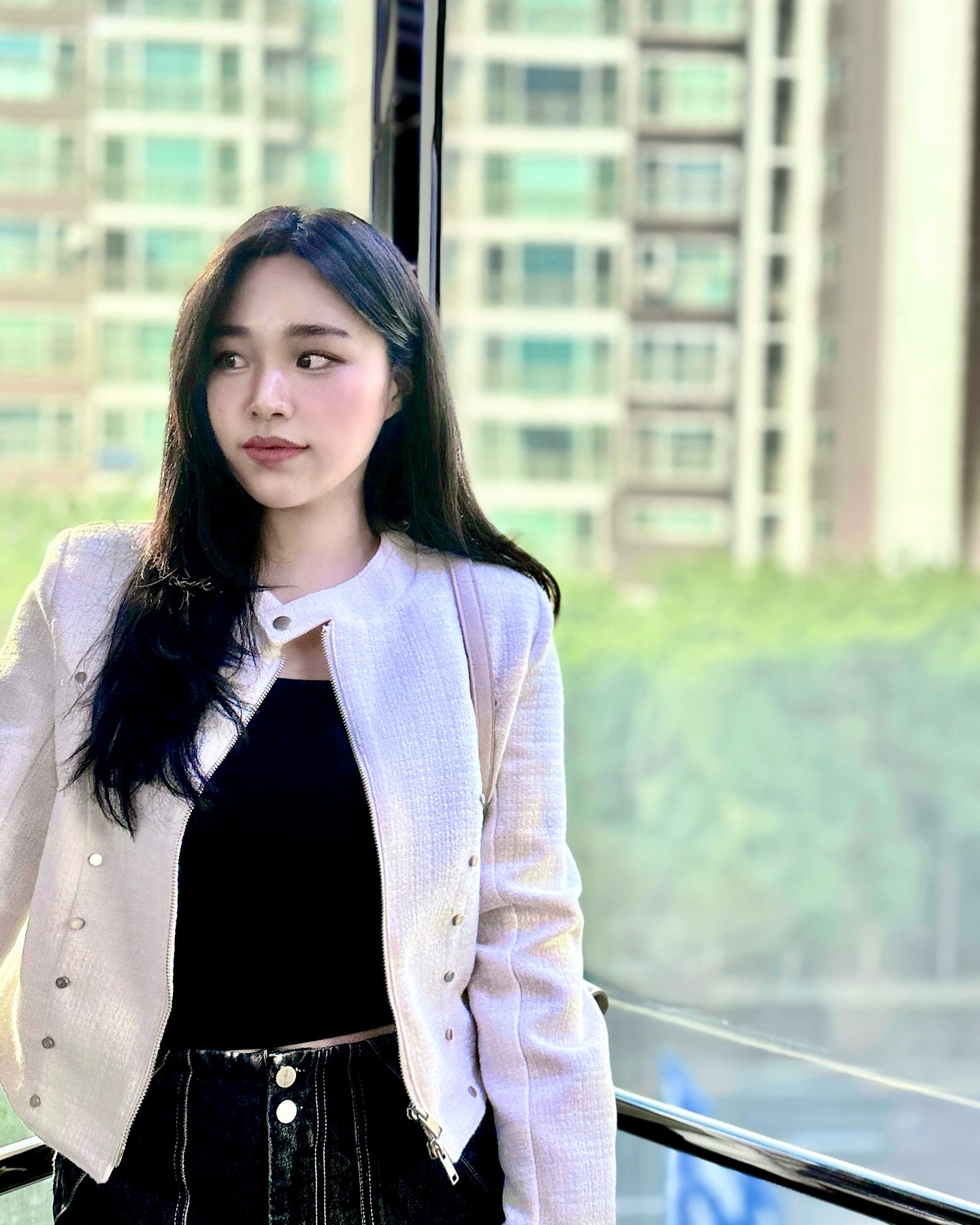 -
🖤🤍🖤

#주말스타그램#오오티디패션#여자데일리룩#데일리룩추천#데일리룩코디
#코디스타그램#오늘의코디#패션코디#패션계정맞팔#블랙앤화이트
#트위드자켓코디#협찬디엠