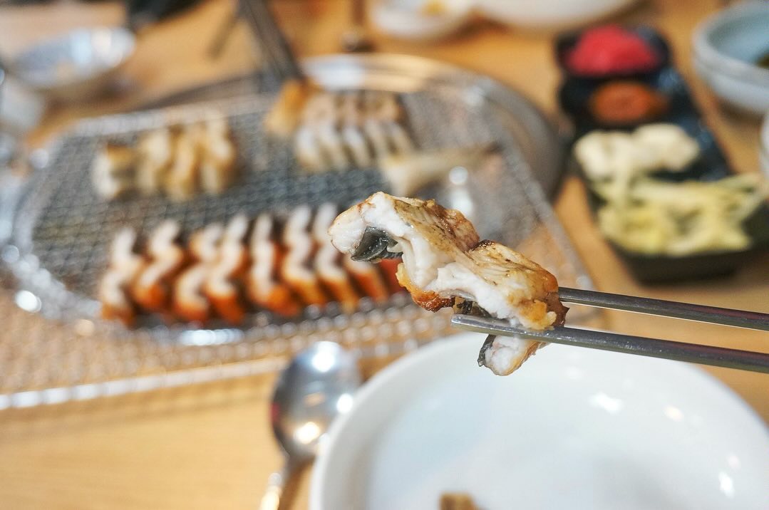 😋
숯불에 구운 장어구이
간장도 양념도 너무 맛있어✨

/
#순천만
🏷️대구 북구 학정로553 (학정동 922-3번지)
📞053-312-1092
 ⏱️매일 10:30 ~ 21:30 
(마지막주문 20:00)
/

#칠곡장어맛집 #학정동맛집 #칠곡학정동맛집 #학정동장어맛집