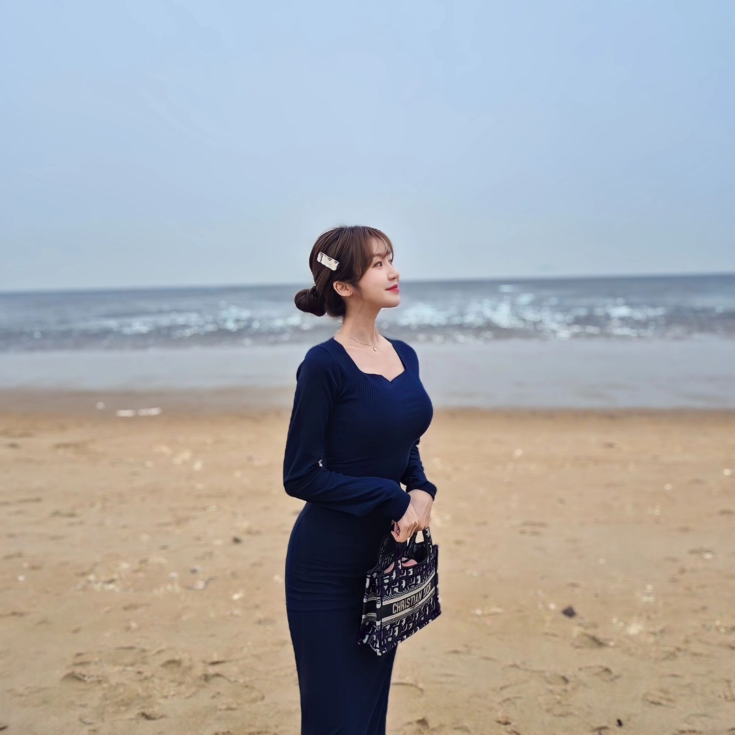 오빠랑 겨울 바다🌊
처음 고백받은 곳이 바다였는데 지금 다시 같이 오니까 새로워(⁎˃ᴗ˂⁎)
이재호씨 소원 성취하셨네요🥰