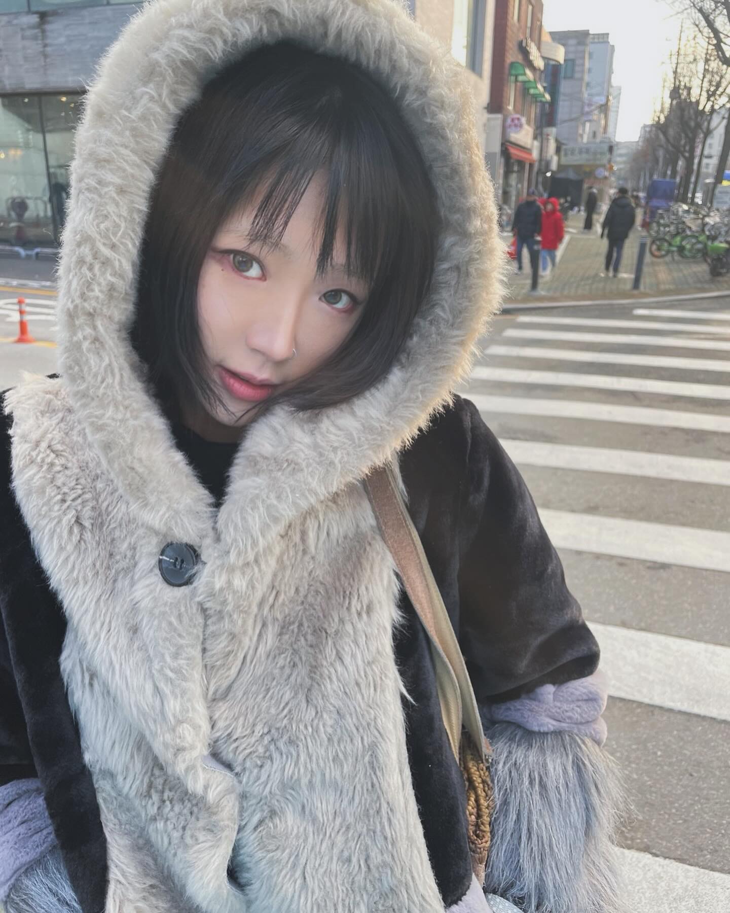 이대인이 숨겨뒀던 내 멀쩡한 사진 ..