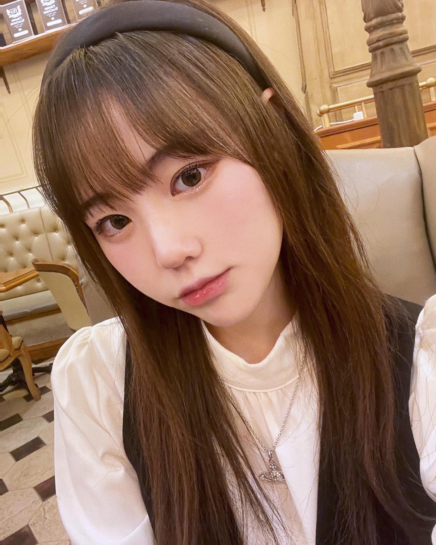 #제품협찬

하파크리스틴에서 새로운 렌즈가 출시되었는데
애쉬초코 색상이라서 자연스러우면서 은은해서 꾸안꾸 느낌이라 넘 예뻐요💕
2/20부터 할인 이벤트 중이니 구매하실거면 할인 받고 구매하세요!

#하파크리스틴 #애쉬초코렌즈 #데일리렌즈 #초코렌즈 #웜톤렌즈 #쿨톤렌즈 #맑음렌즈
